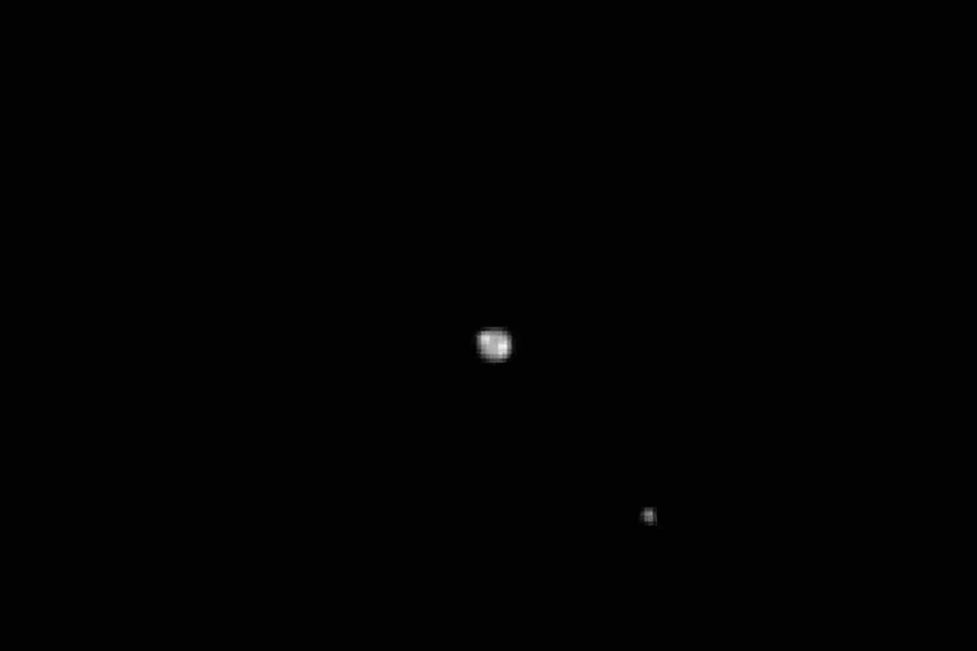 اولین نمای پلوتو و قمر شارون ثبت شده با فضاپیما نیو هورایزنز ناسا