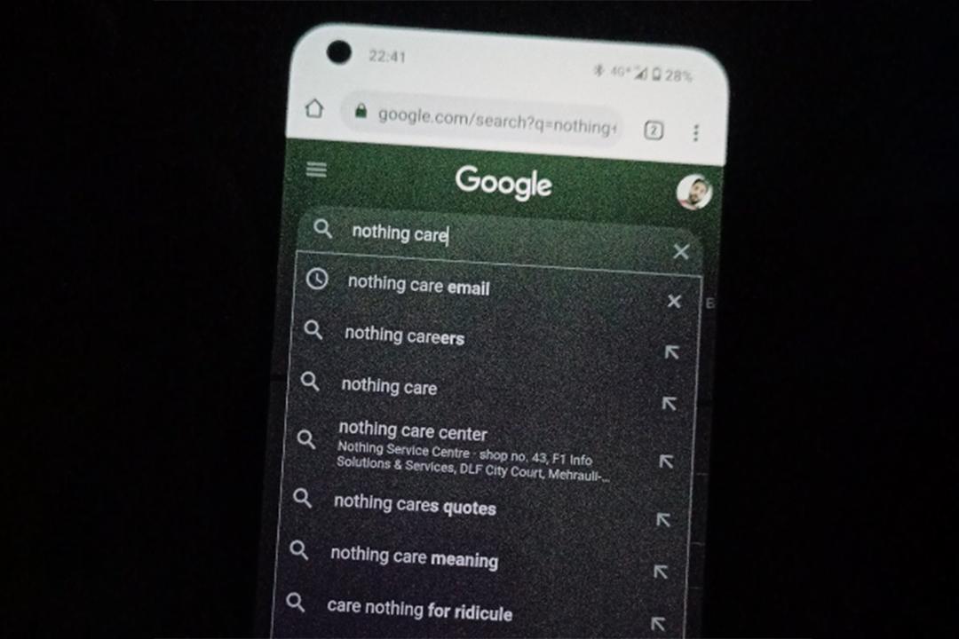 رنگ سبز نمایشگر Nothing Phone 1