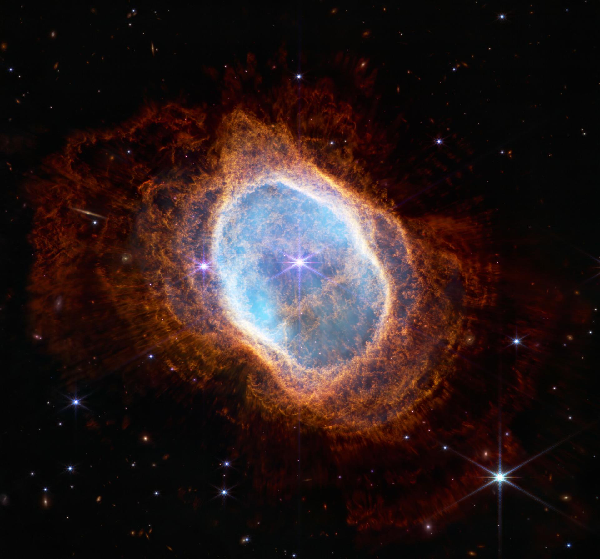سحابی حلقه جنوبی از نگاه تلسکوپ فضایی جیمز وب