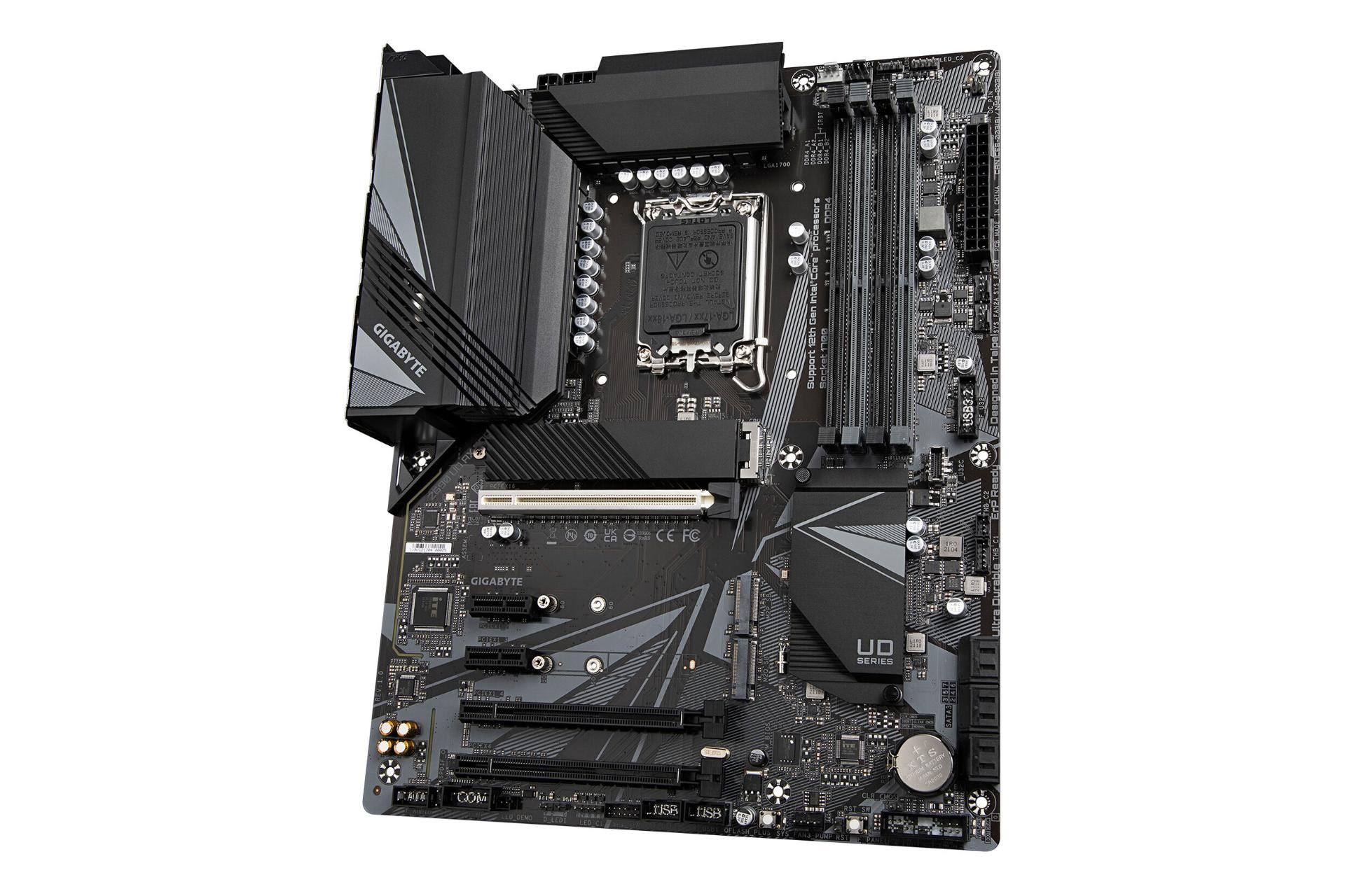 نمای راست مادربرد گیگابایت GIGABYTE Z690 UD AX DDR4 (rev. 1.x)