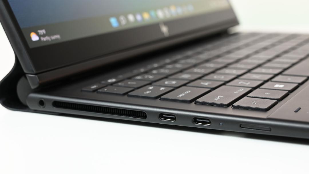 پورت های HP Dragonfly Folio G3 