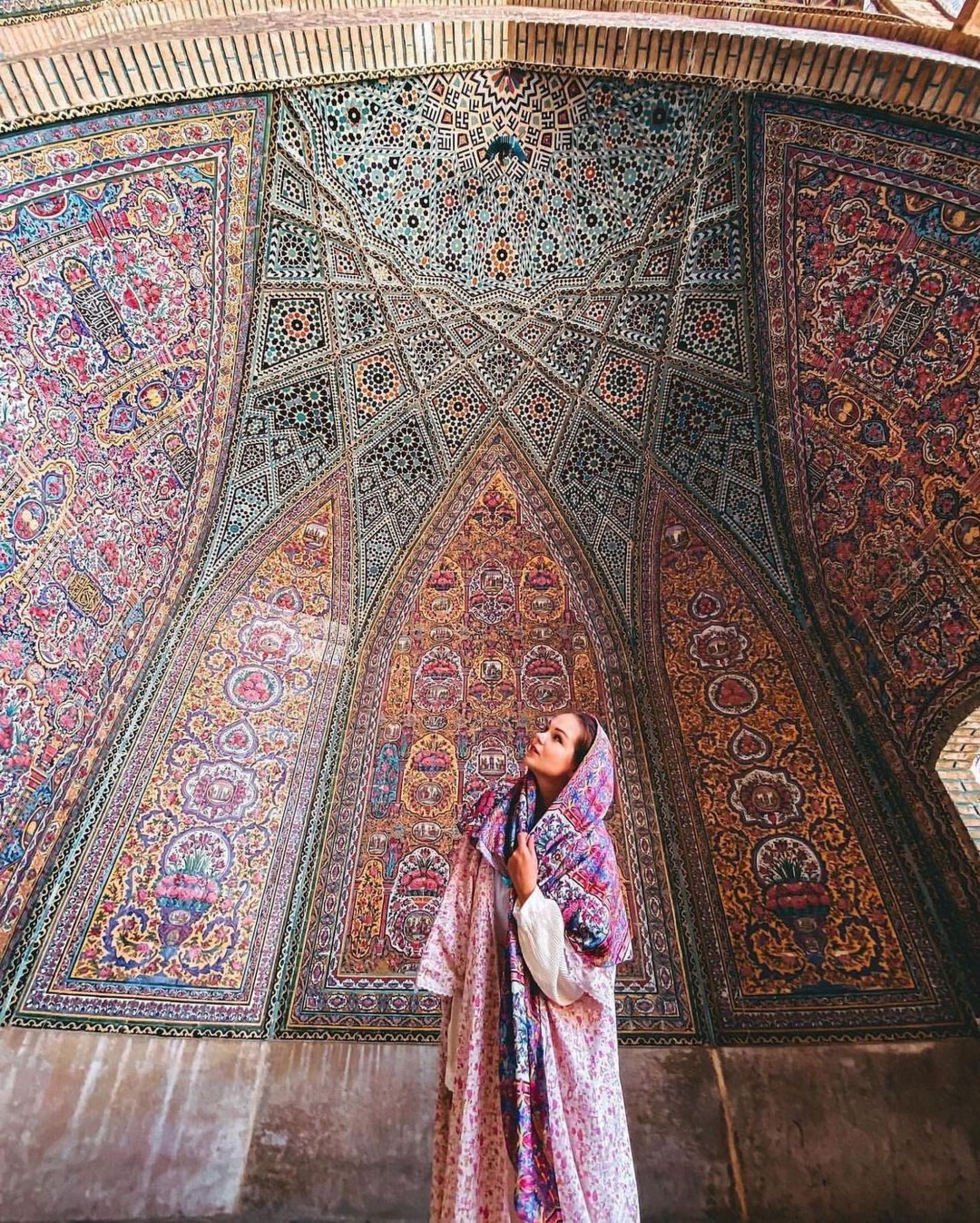 اصالت معماری ایرانی و طراحی لباس