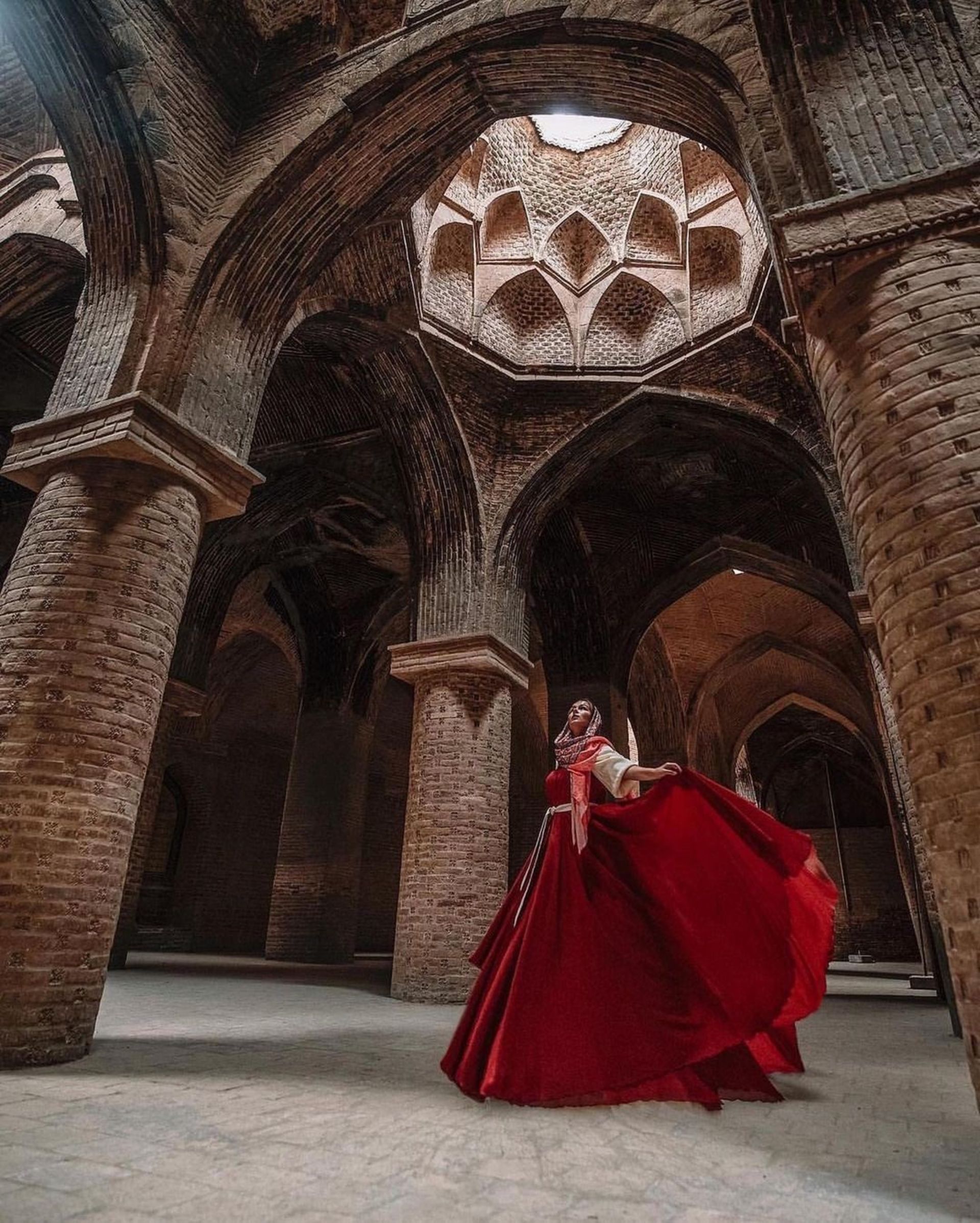 اصالت معماری ایرانی و طراحی لباس