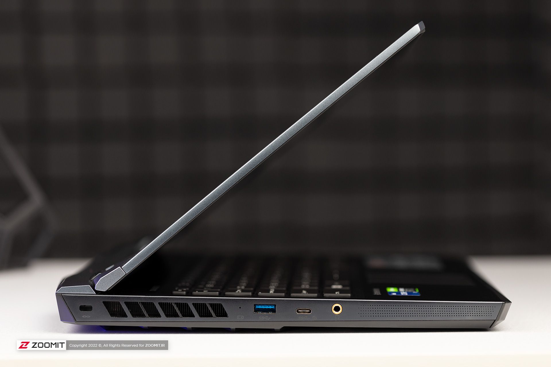 پورت‌های سمت چپ لپ‌تاپ MSI Raider GE66