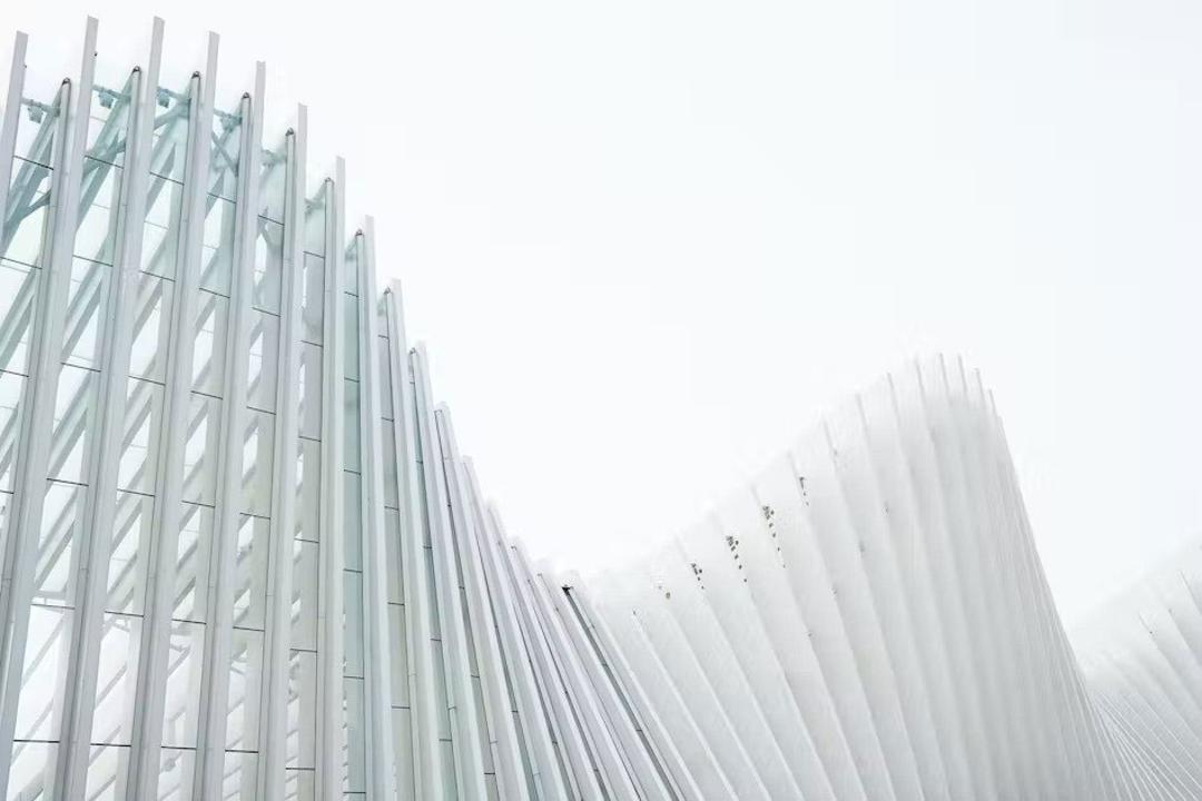 ساختمان منحنی