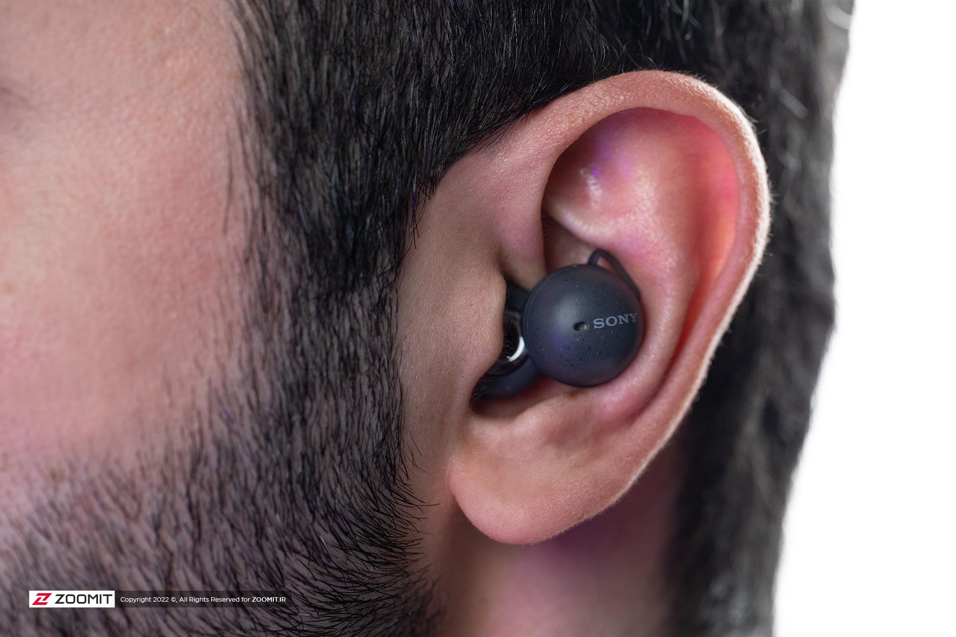 هدفون سونی لینک‌بادز در گوش / Sony Linkbuds in ear