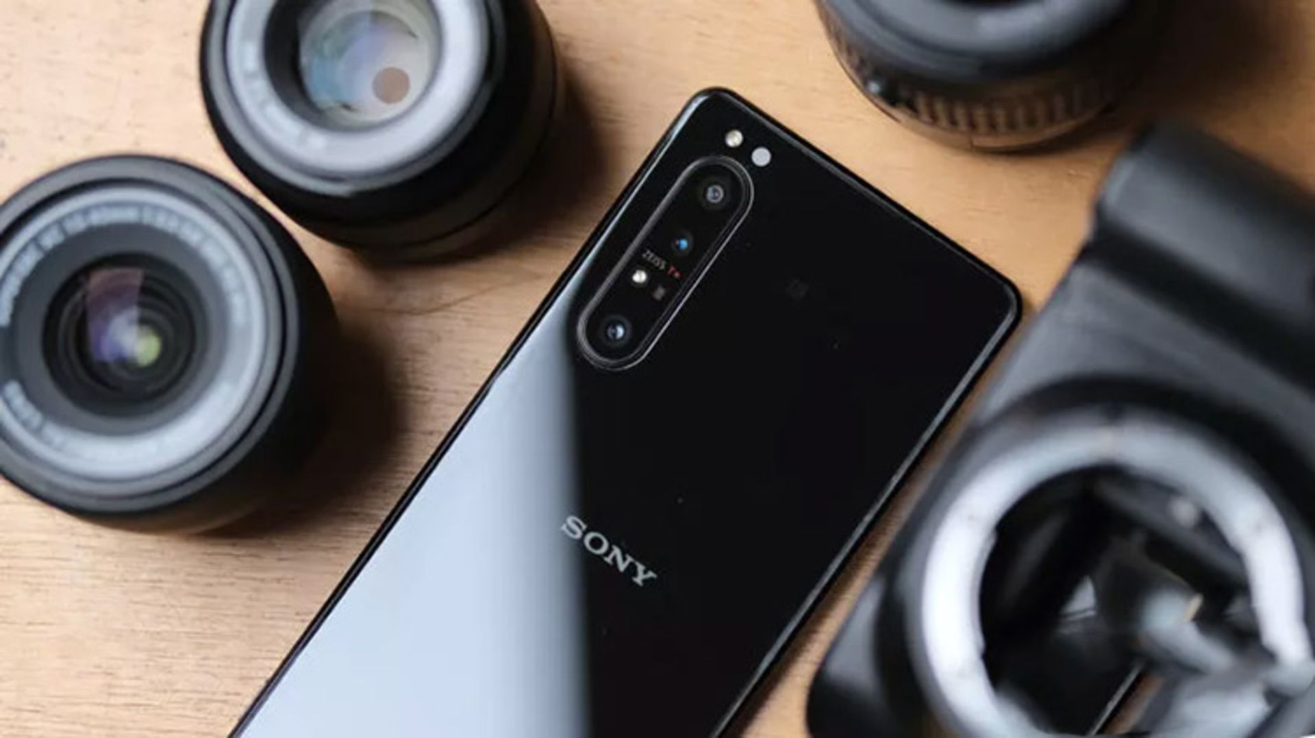 دوربین گوشی