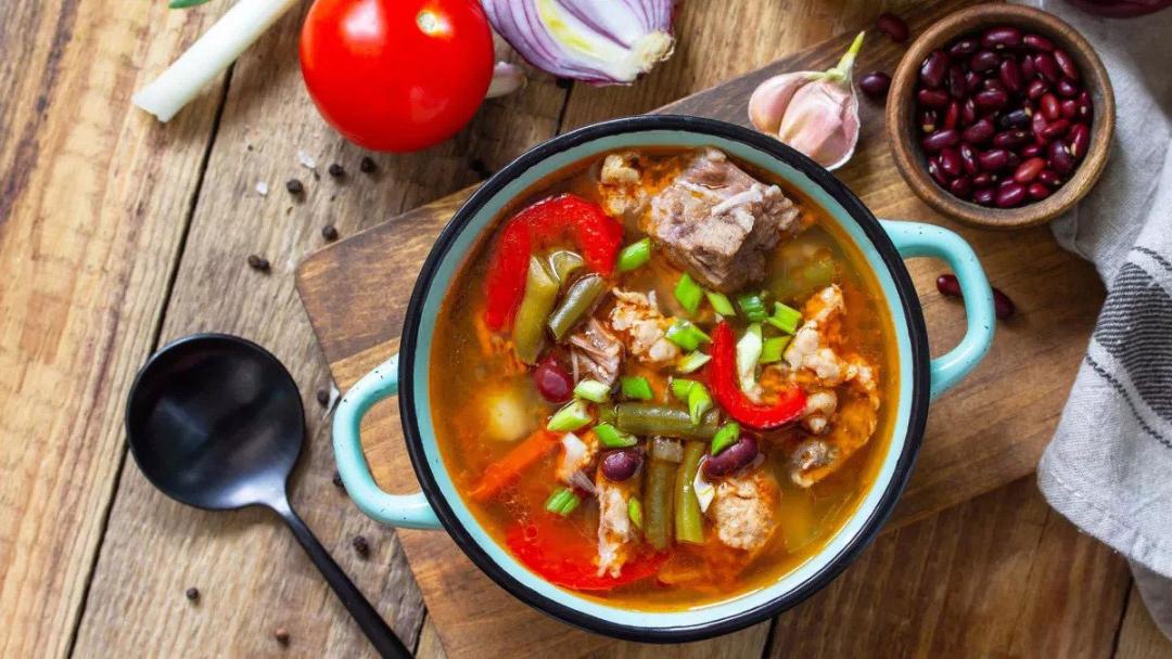 خوردن غذاهای سالم