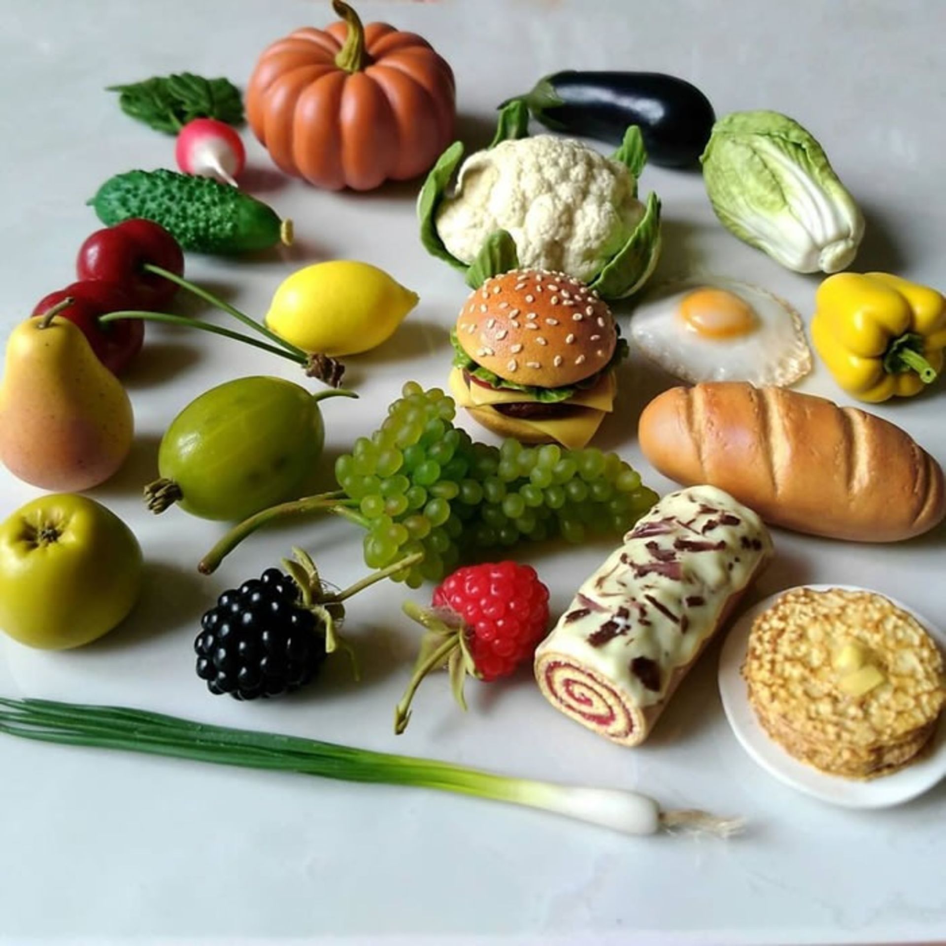 مجسمه‌های مینیاتوری با خاک رس