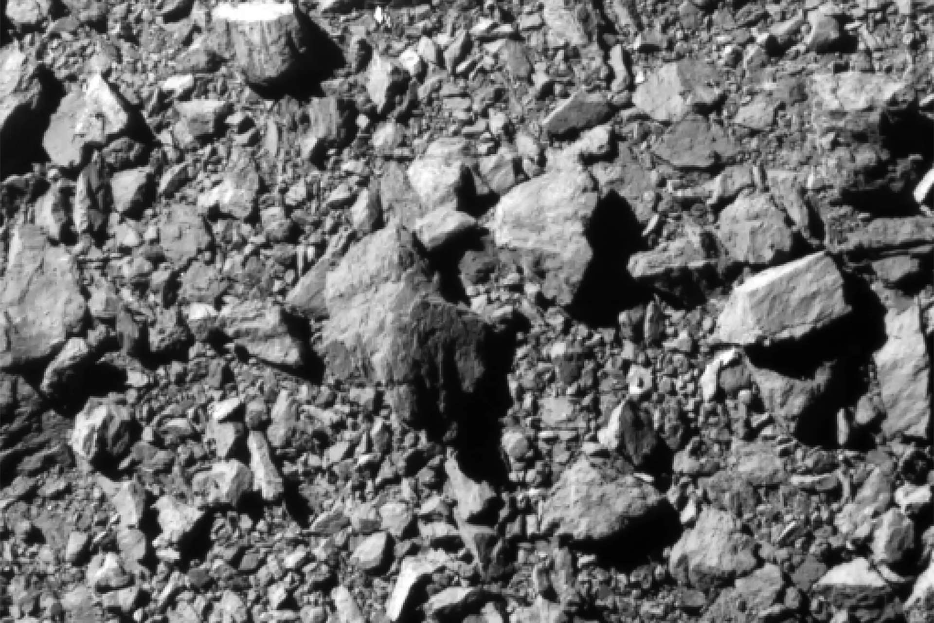 تصویر ماقبل آخر از سطح سیارک دیمورفوس توسط فضاپیما DART ناسا