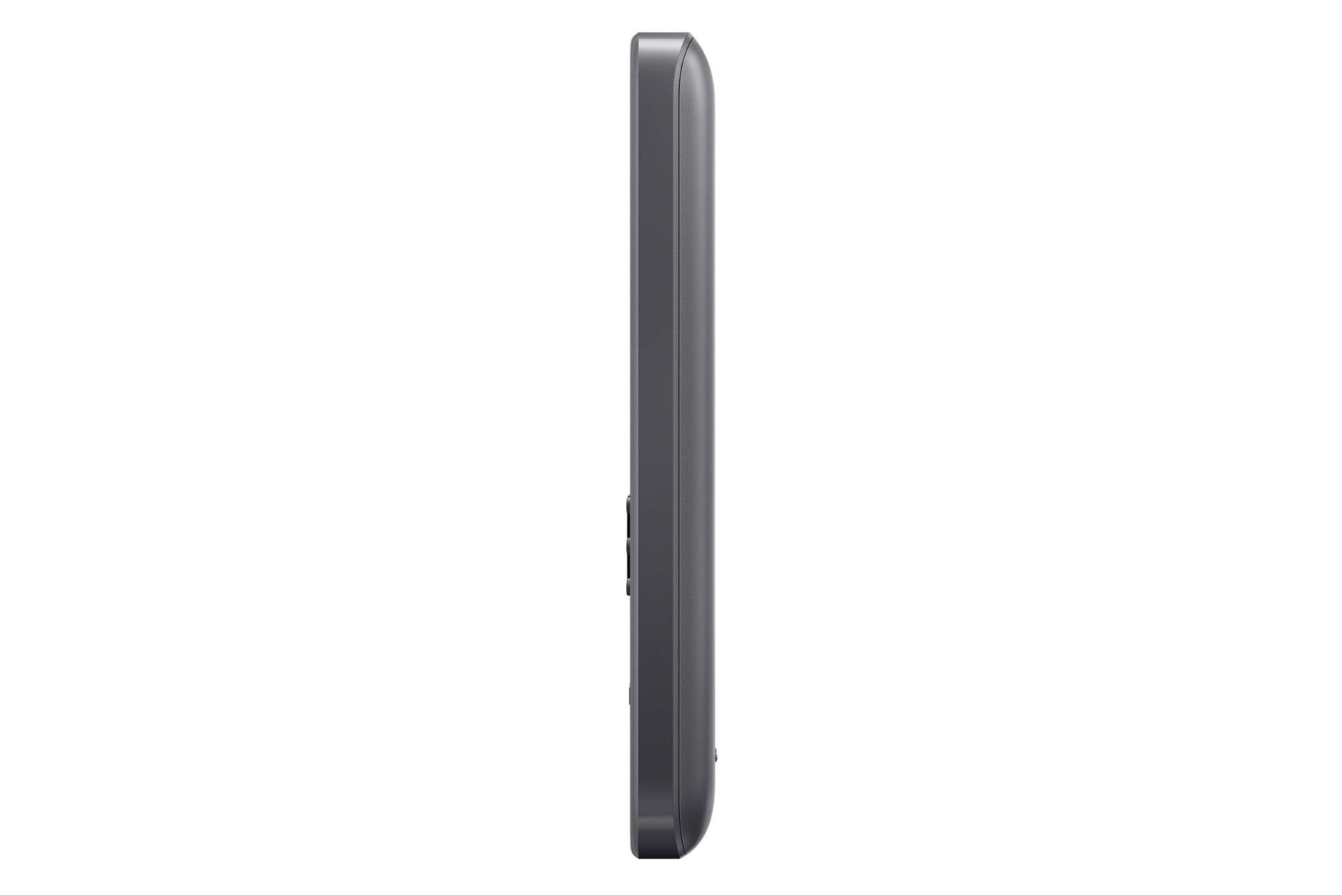نمای راست موبایل نوکیا 6300 4G