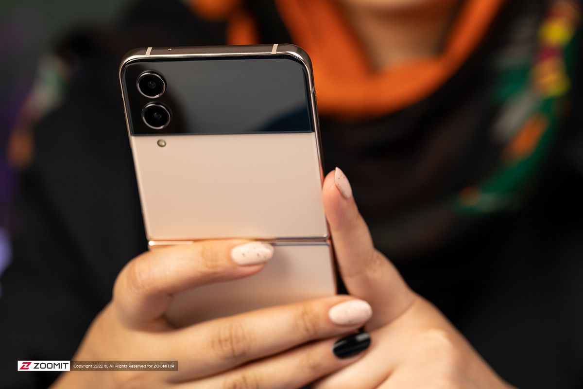 کار با گلکسی زد فلیپ ۴