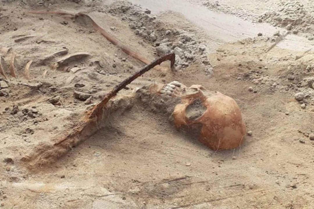 اسکلت زن خون آشام در محوطه باستانی در لهستان کشف شد