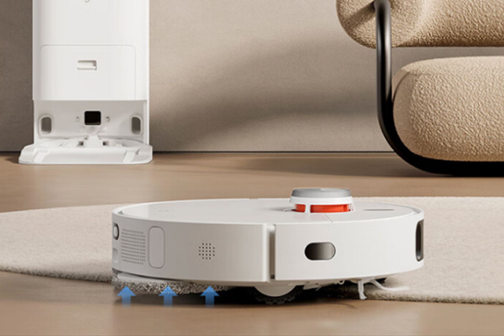 جاروبرقی هوشمند شیائومی میجیا Xiaomi Mijia در حال تمیزکاری