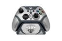 دسته بازی ریزر Razer Xbox Wireless Controller Mandalorian روی پایه شارژ