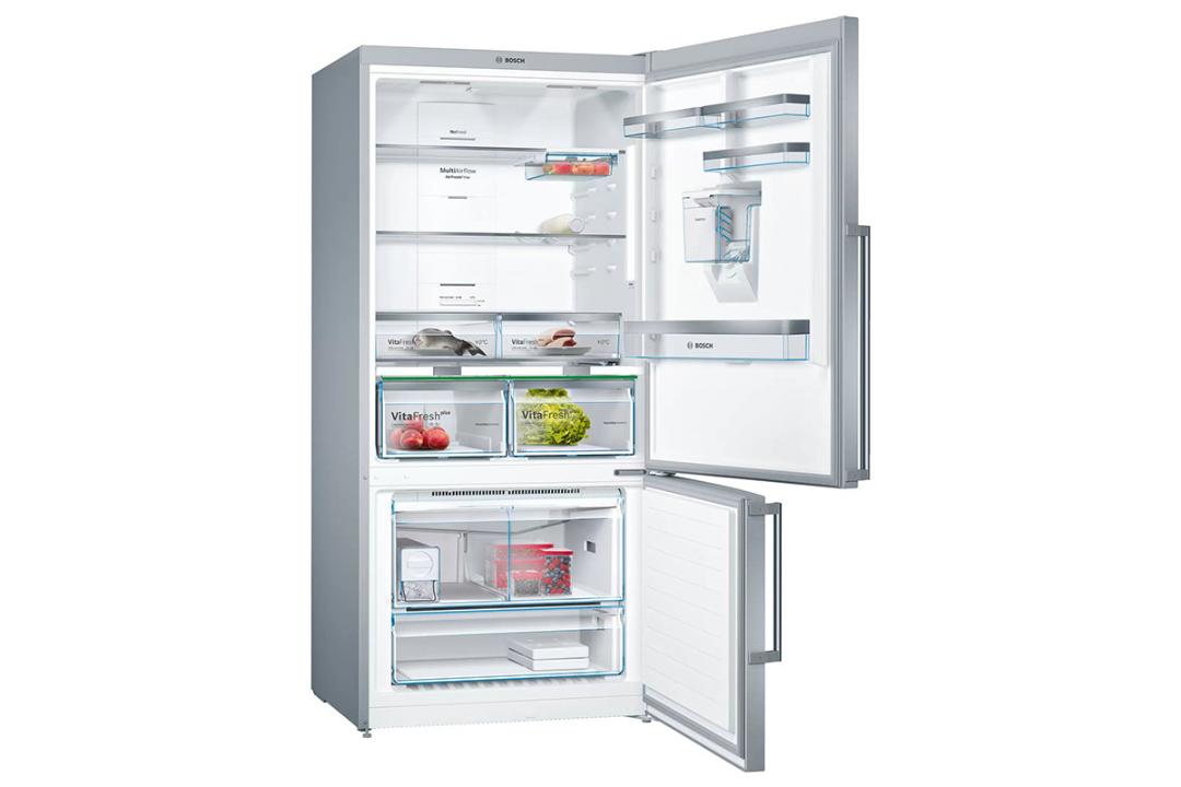 درب باز یخچال فریزر بوش Bosch KGD86AI304