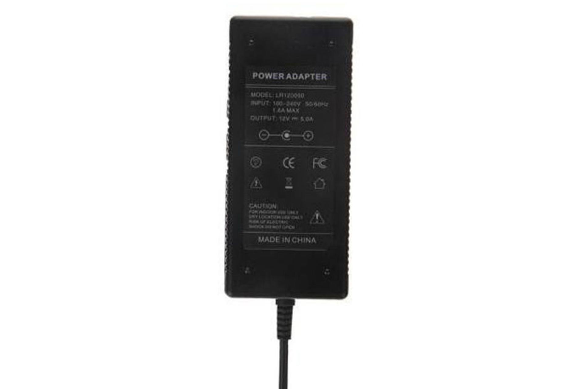 آداپتور کامپیوتر کوچک MEVA G1900-HST464