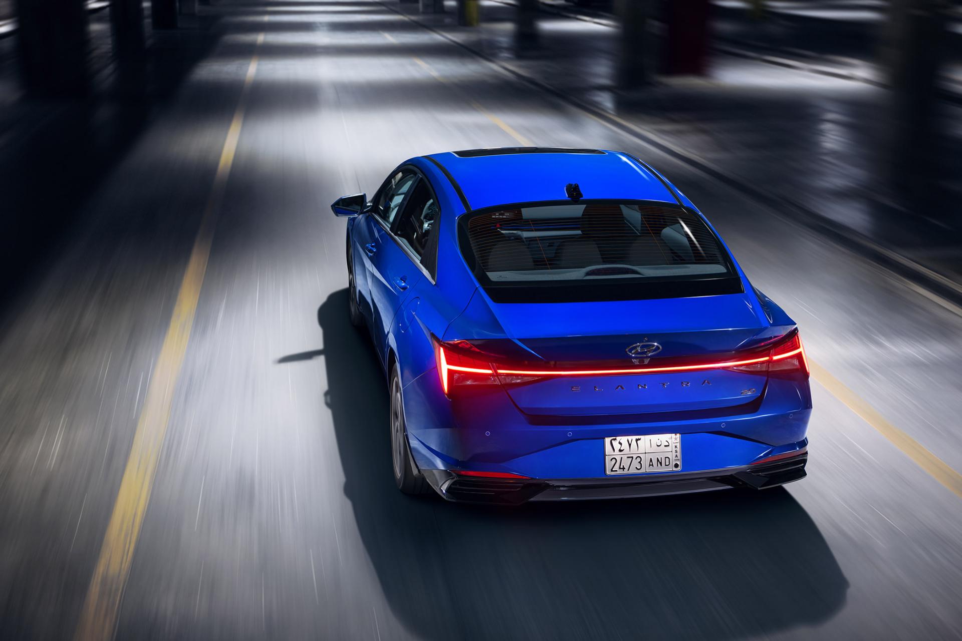 هیوندای النترا Hyundai Elantra 2023 نمای پشت