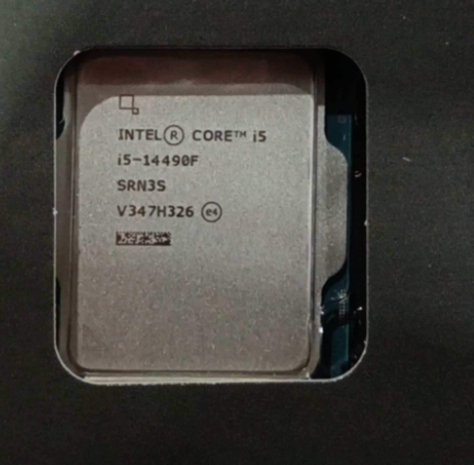 تصویر پردازنده‌ی Core i5 14490 اینتل 