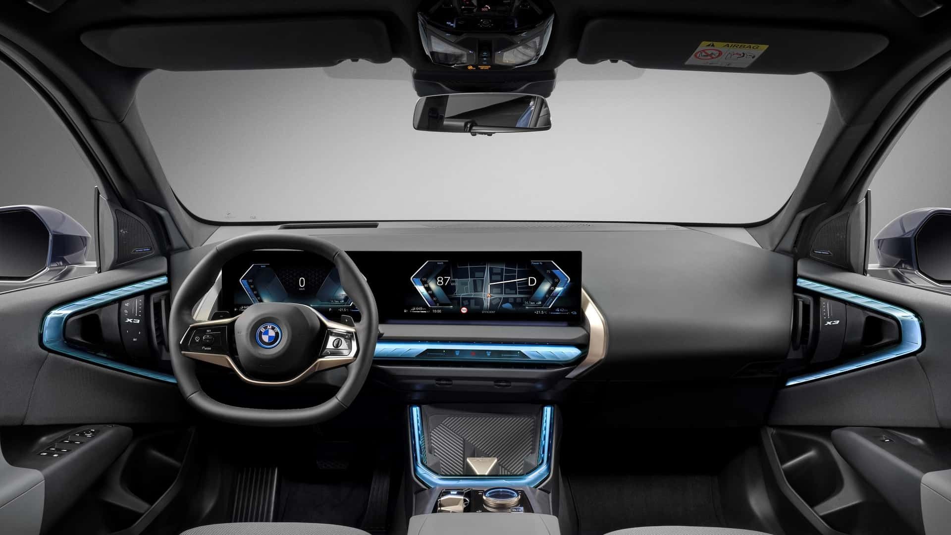 نمای داخلی خودرو BMW X3 30 xdrive