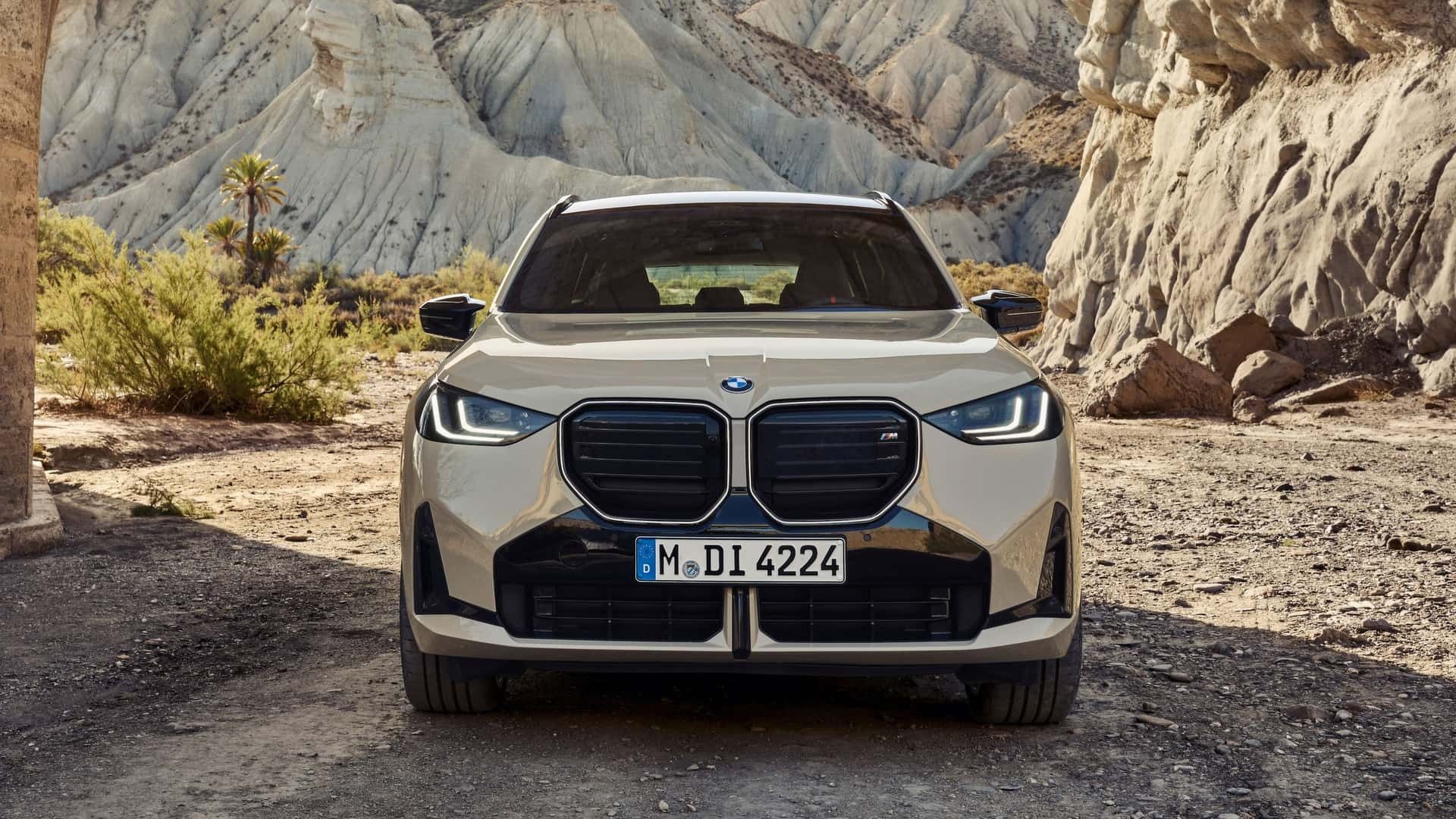 نمای جلو خودرو BMW X3 M50 xdrive