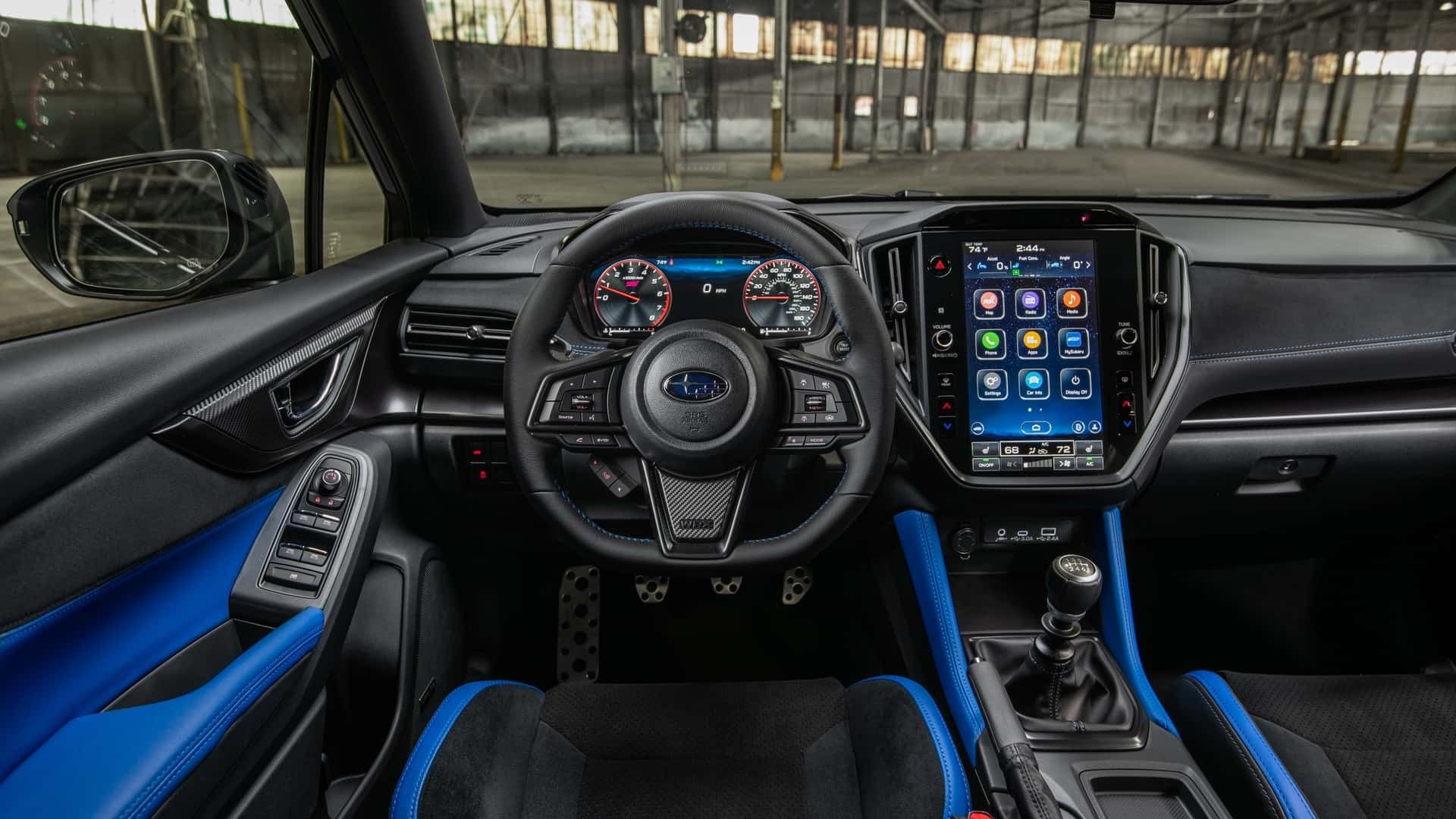 فضای داخل کابین خودرو سوبارو WRX tS
