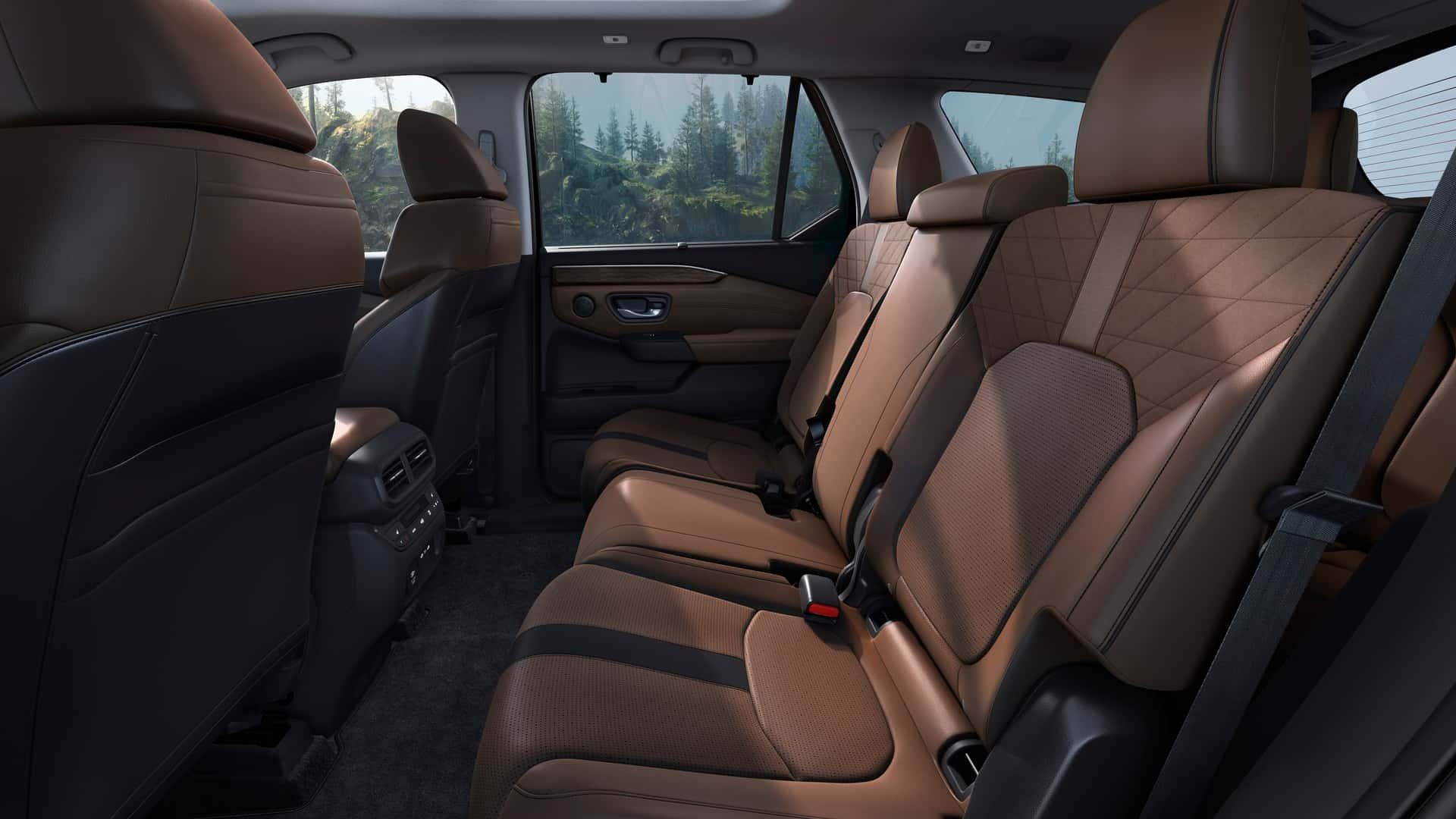 صندلی‌های ردیف دوم خودرو هوندا پایلوت ۲۰۲۶