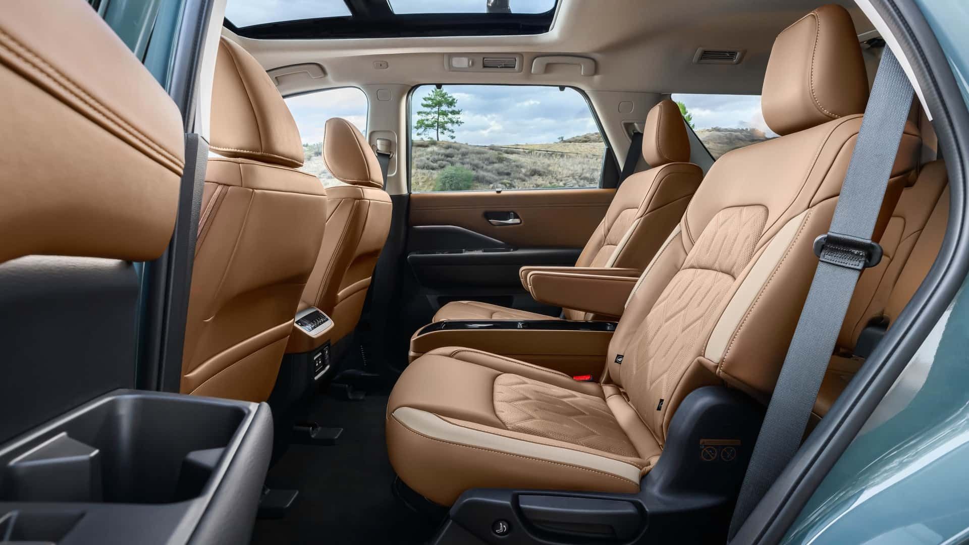 صندلی‌های ردیف دوم نیسان پت‌فایندر ۲۰۲۶