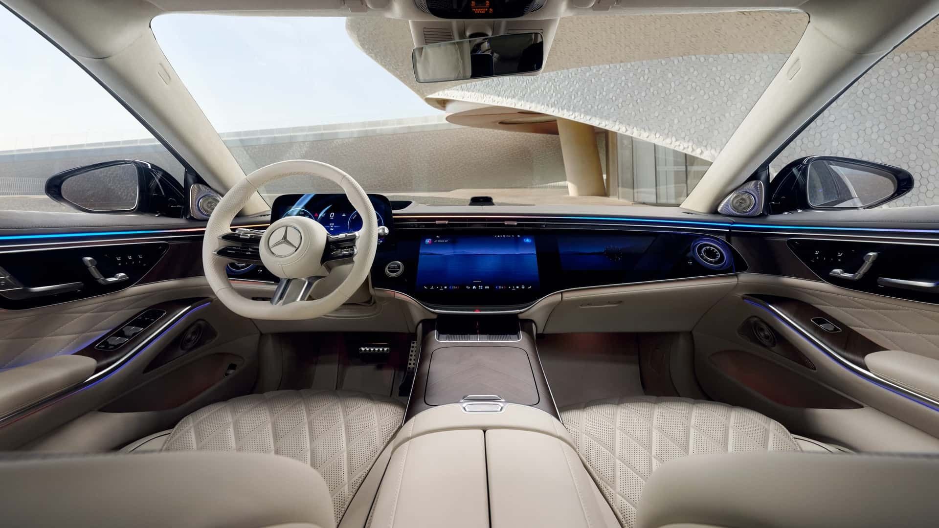 نمای داخل کابین خودرو مرسدس اس کلاس ۲۰۲۷