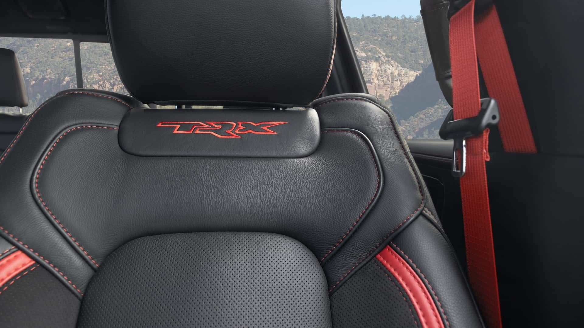 صندلی جلو خودرو رم TRX 1500