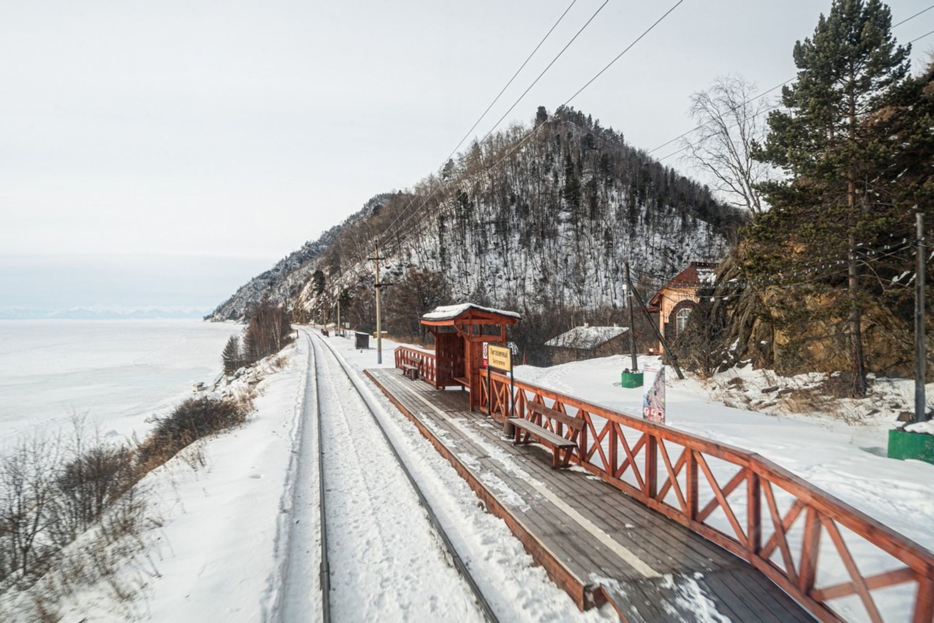 راه‌آهن سراسری سیبری مسیر دور دریاچه بایکال