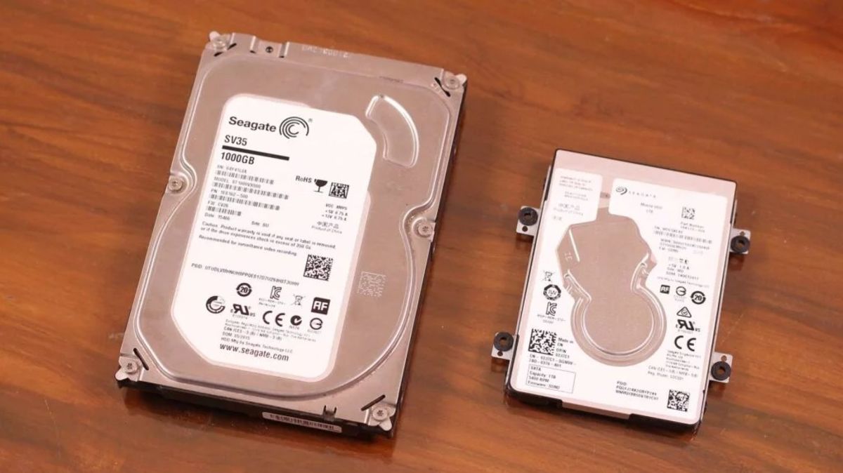 2.5 inch and 3.5 inch hard drive