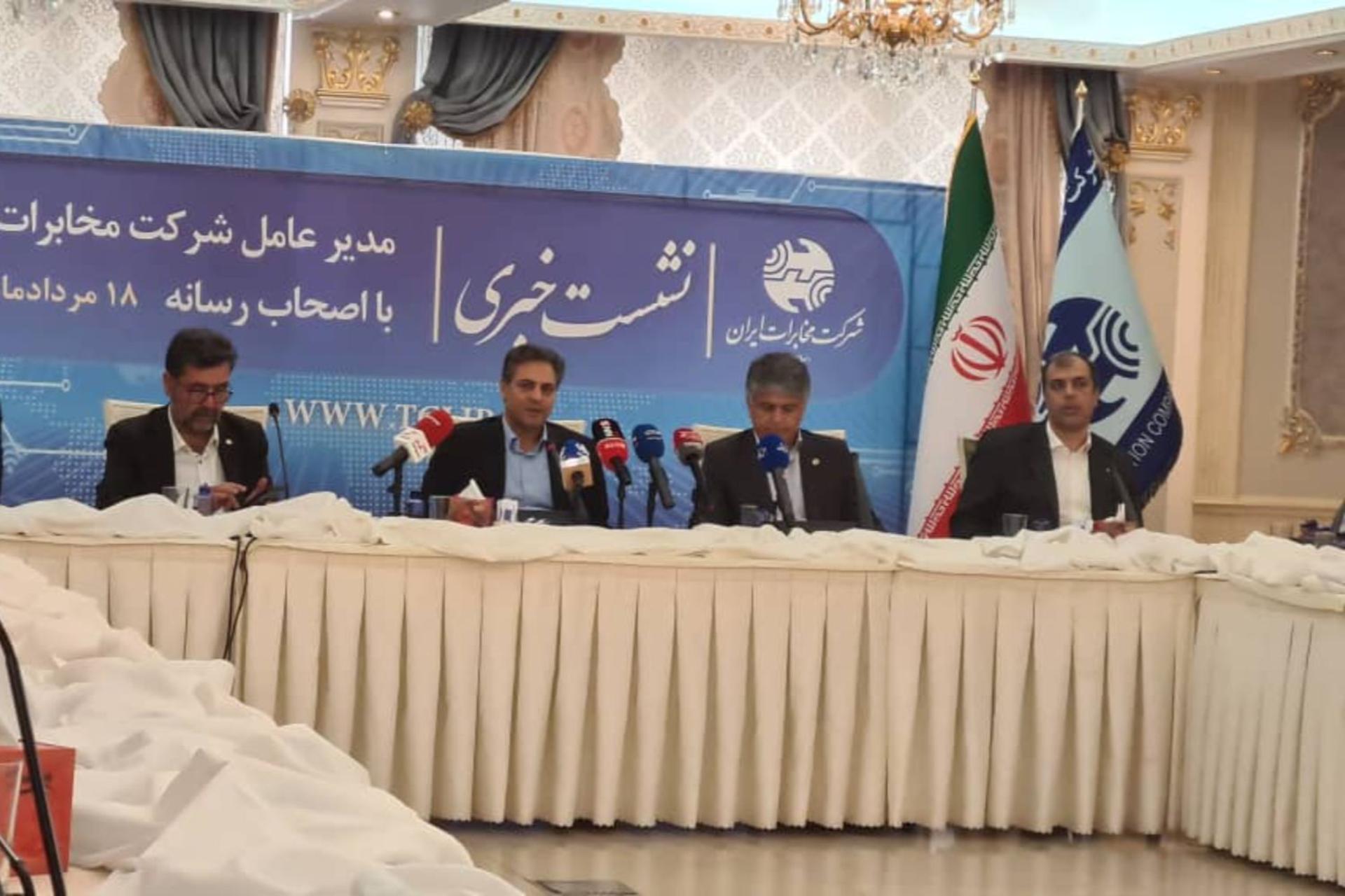 مخابرات ایران: تأکیداتی برای استفاده از تجهیزات بومی فیبر نوری وجود دارد؛ تا حدامکان از تولیدات داخلی استفاده می‌کنیم