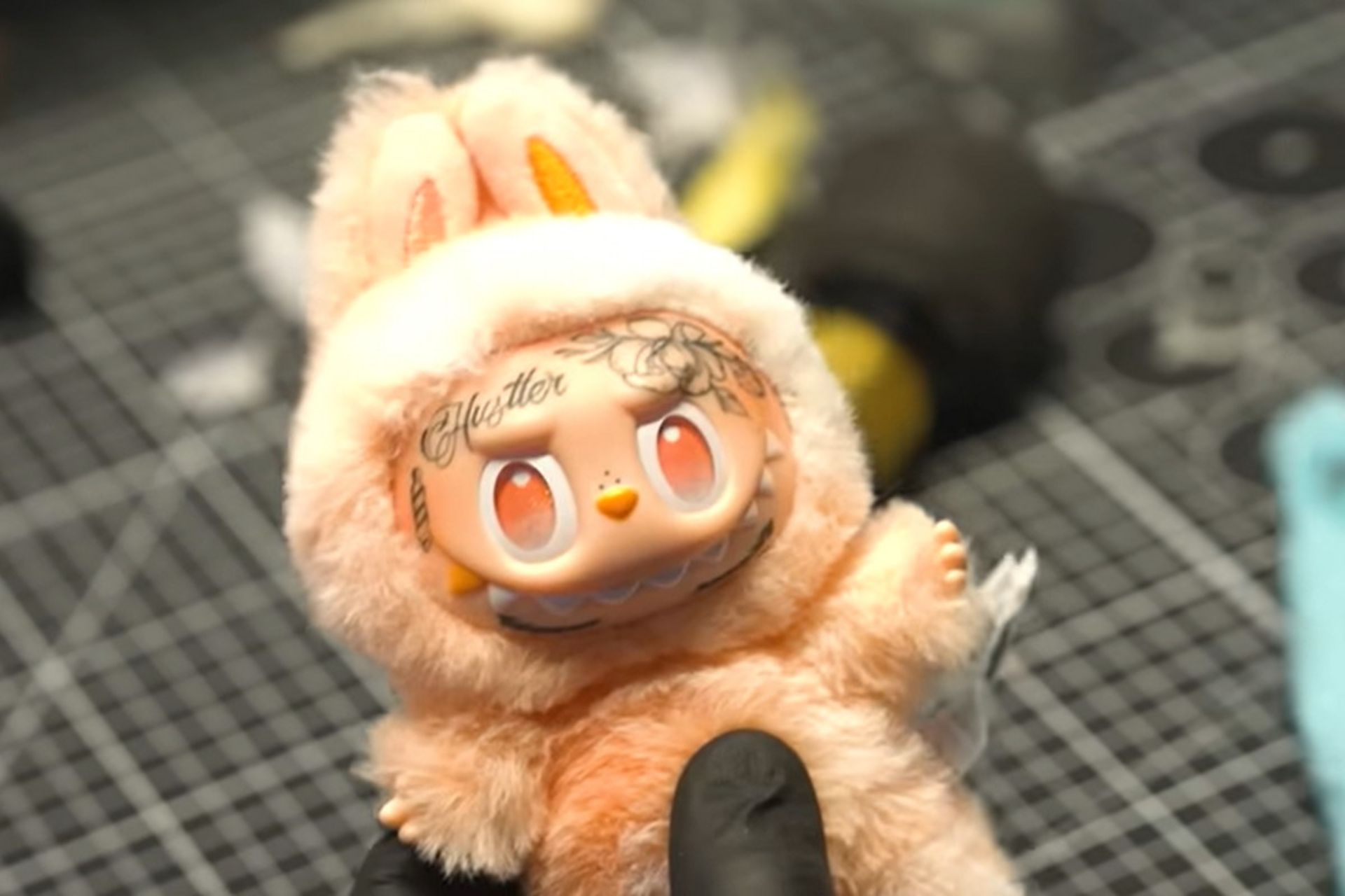 لبوبوی سفارشی خالکوبی شده