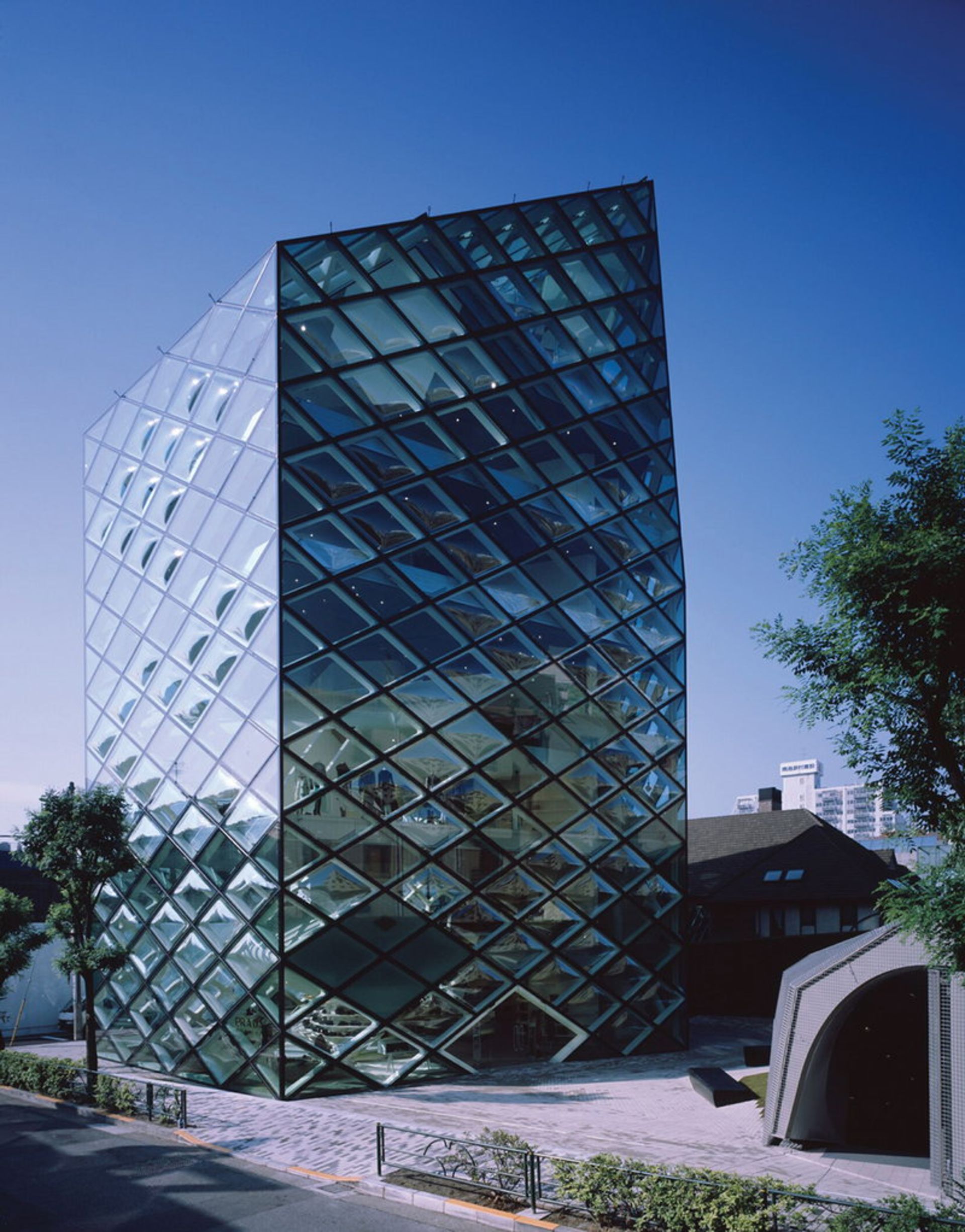 ساختمان پرادا در توکیو