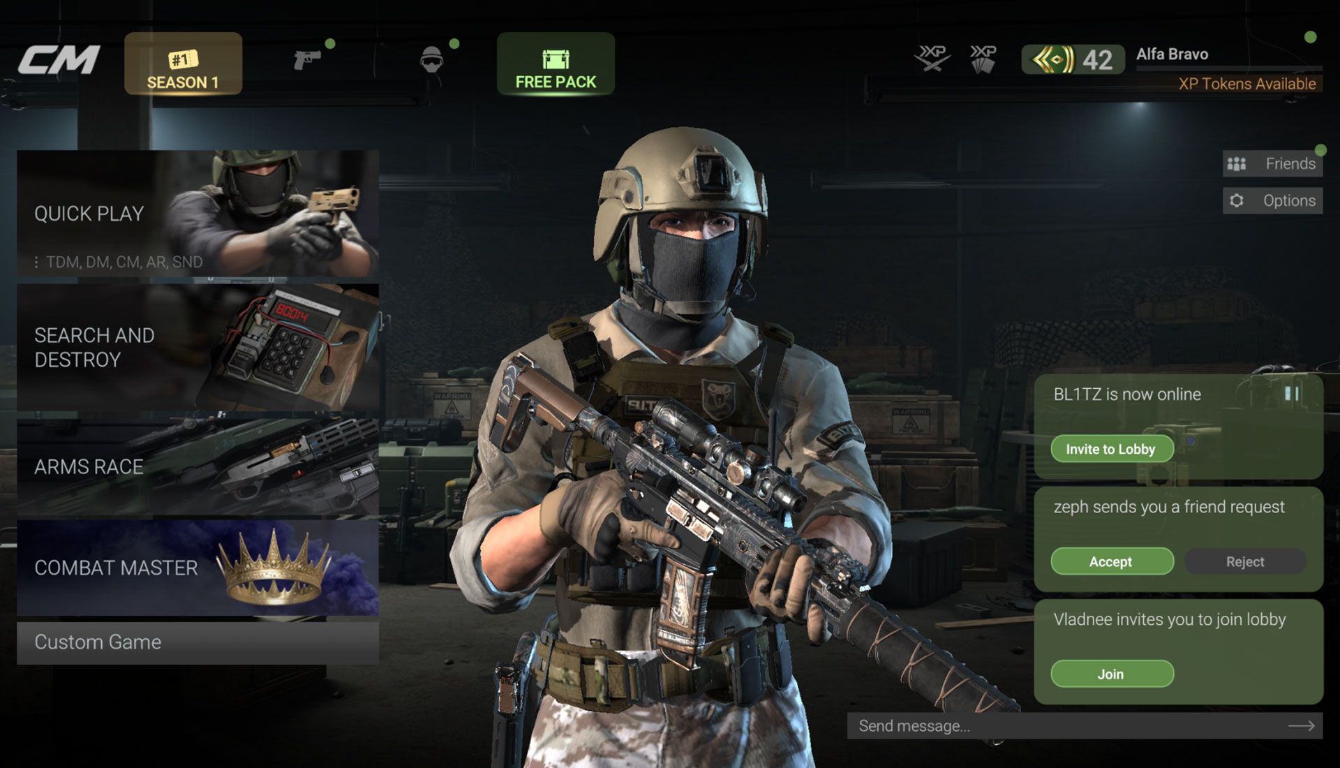 سربازی با لباس کامل و اسلحه