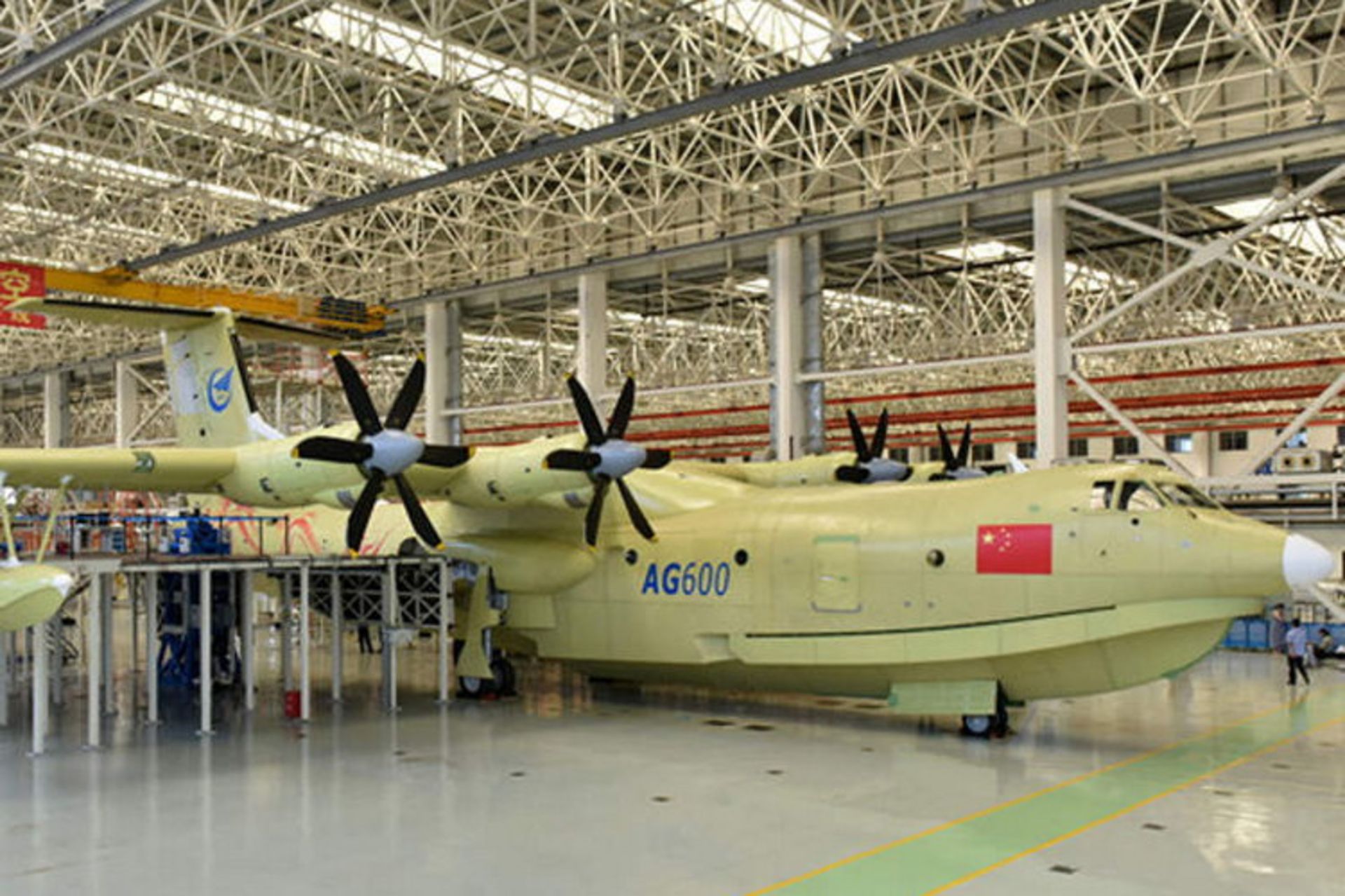 هواپیمای دوزیست Ag600 در کارخانه ژوهای