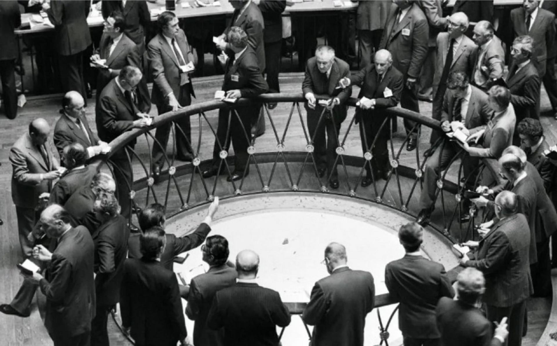بورس پاریس اولیل قرن بیستم