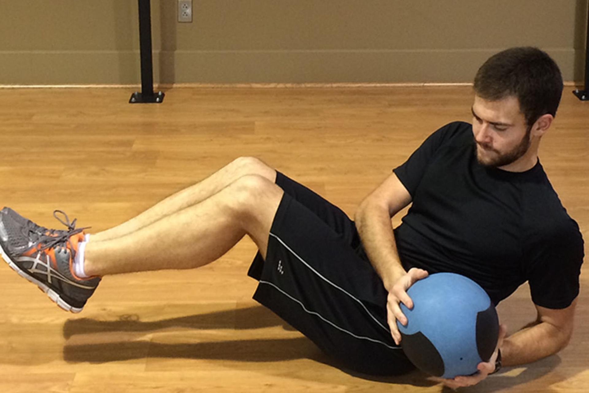 آیا واقعا می‌توان با دراز و نشست چربی شکم را آب کرد؟