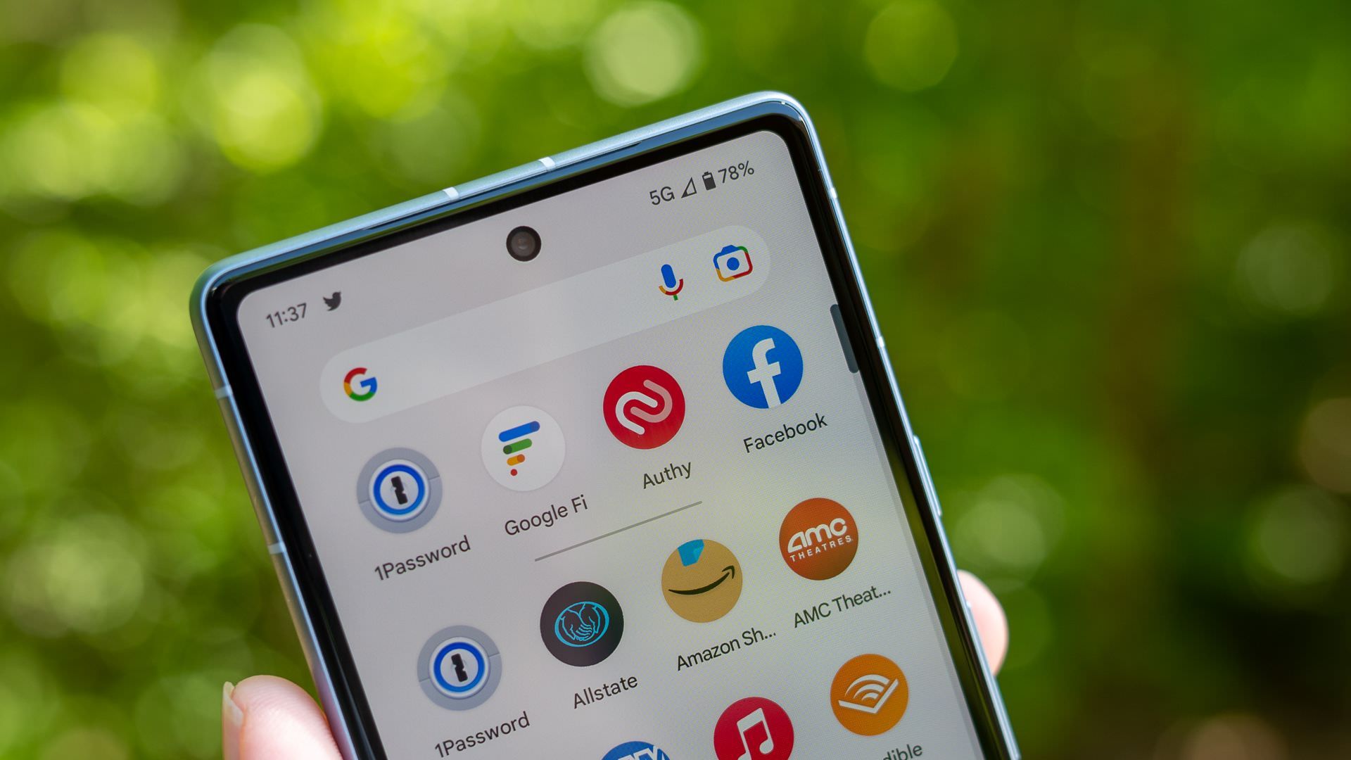 صفحه نمایش یک گوشی هوشمند با قابلیت 5G