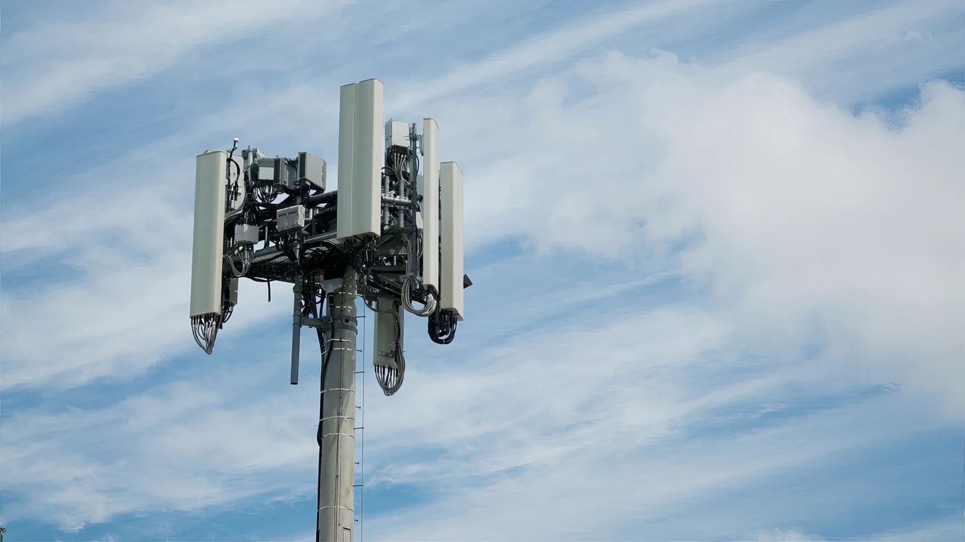 دکل مخابراتی 5G
