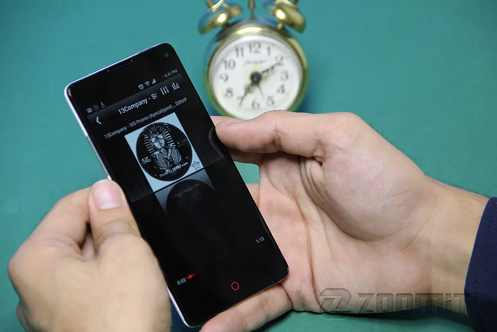 بررسی تلفن هوشمند ZTE Nubia Z5S mini