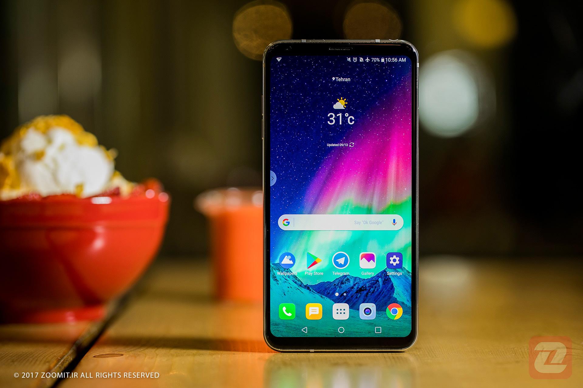 ال جی وی 30 / LG V30