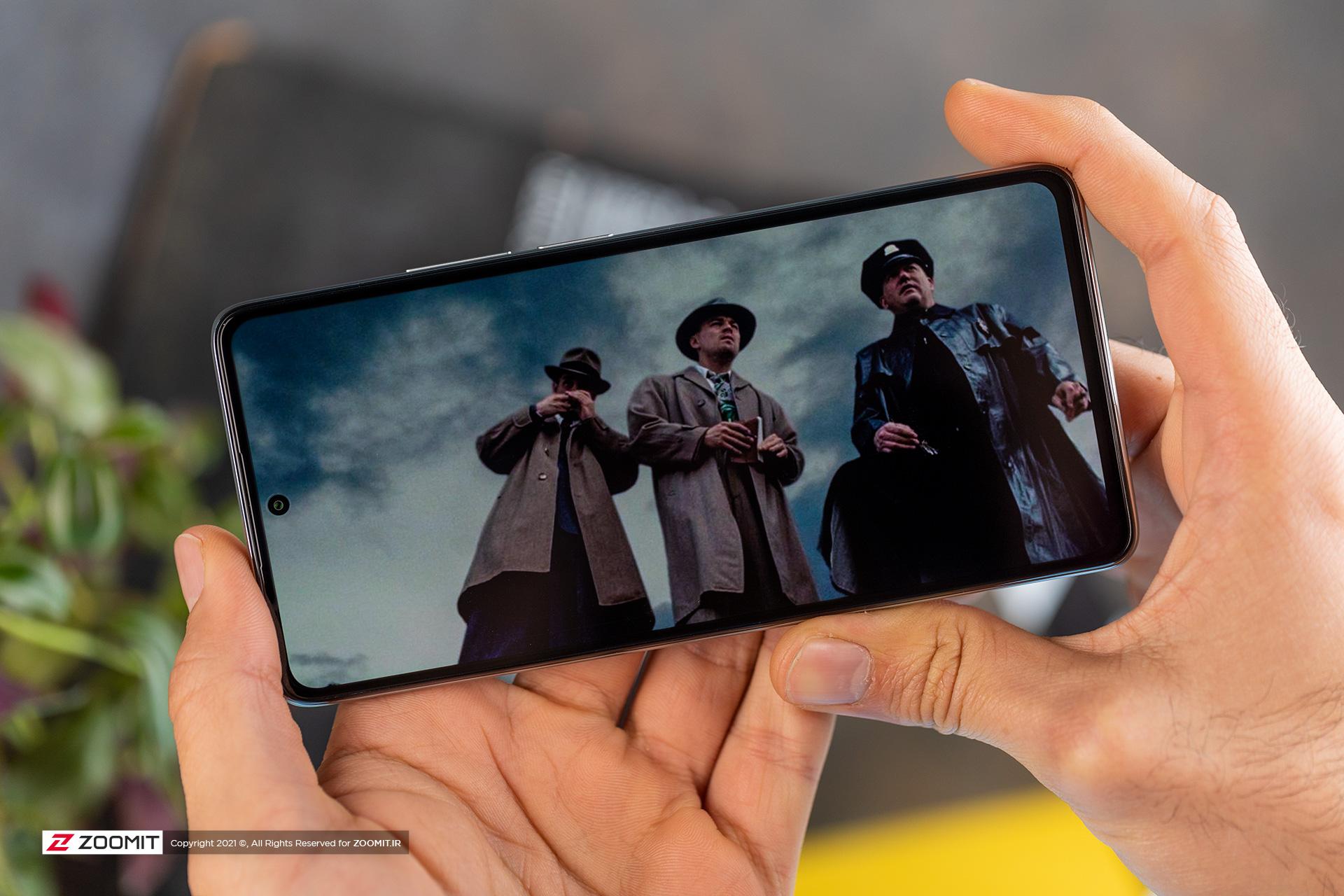 پخش فیلم با گوشی شیائومی ۱۱ تی پرو