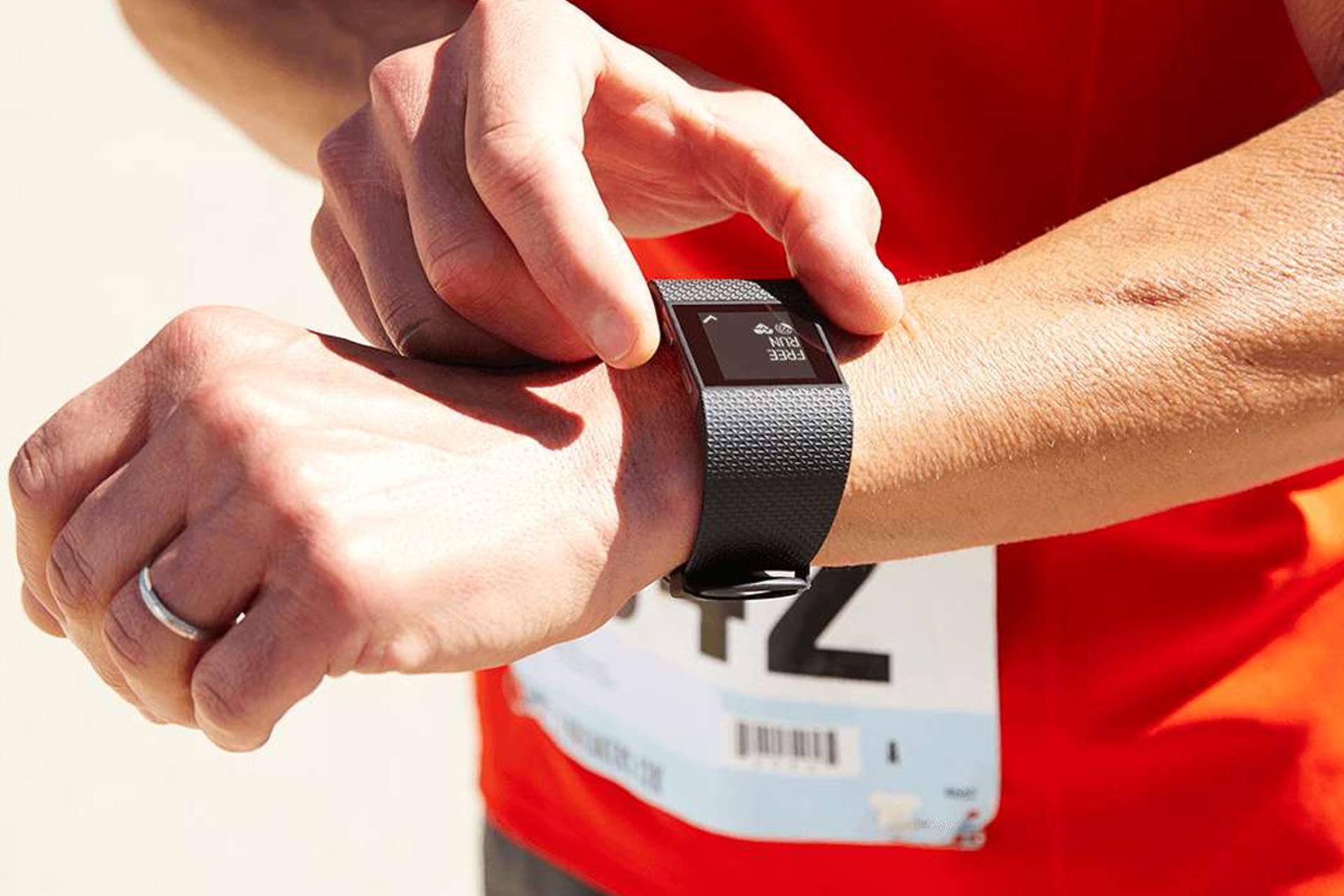 فیت بیت ‌Surge-0