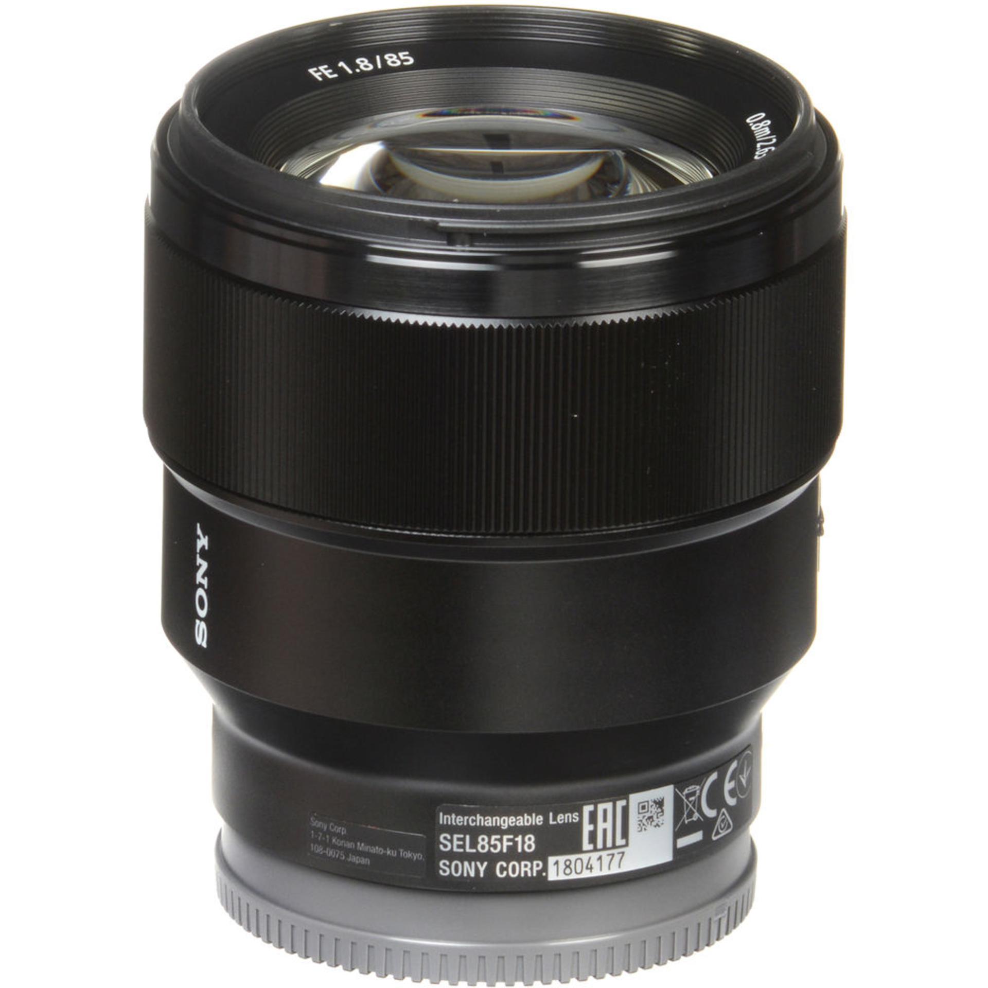 Sony FE 85mm F1.8	