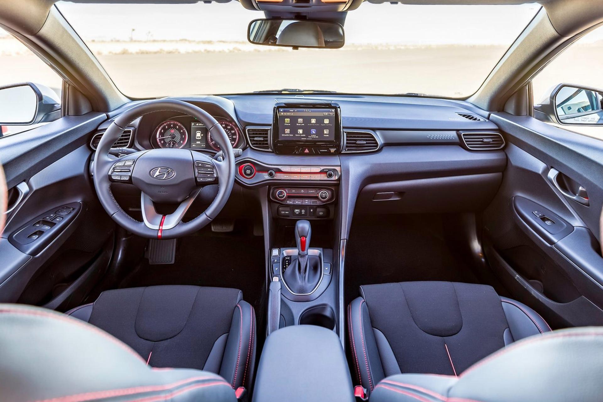 Hyundai Veloster 2019 / هیوندای ولوستر ۲۰۱۹