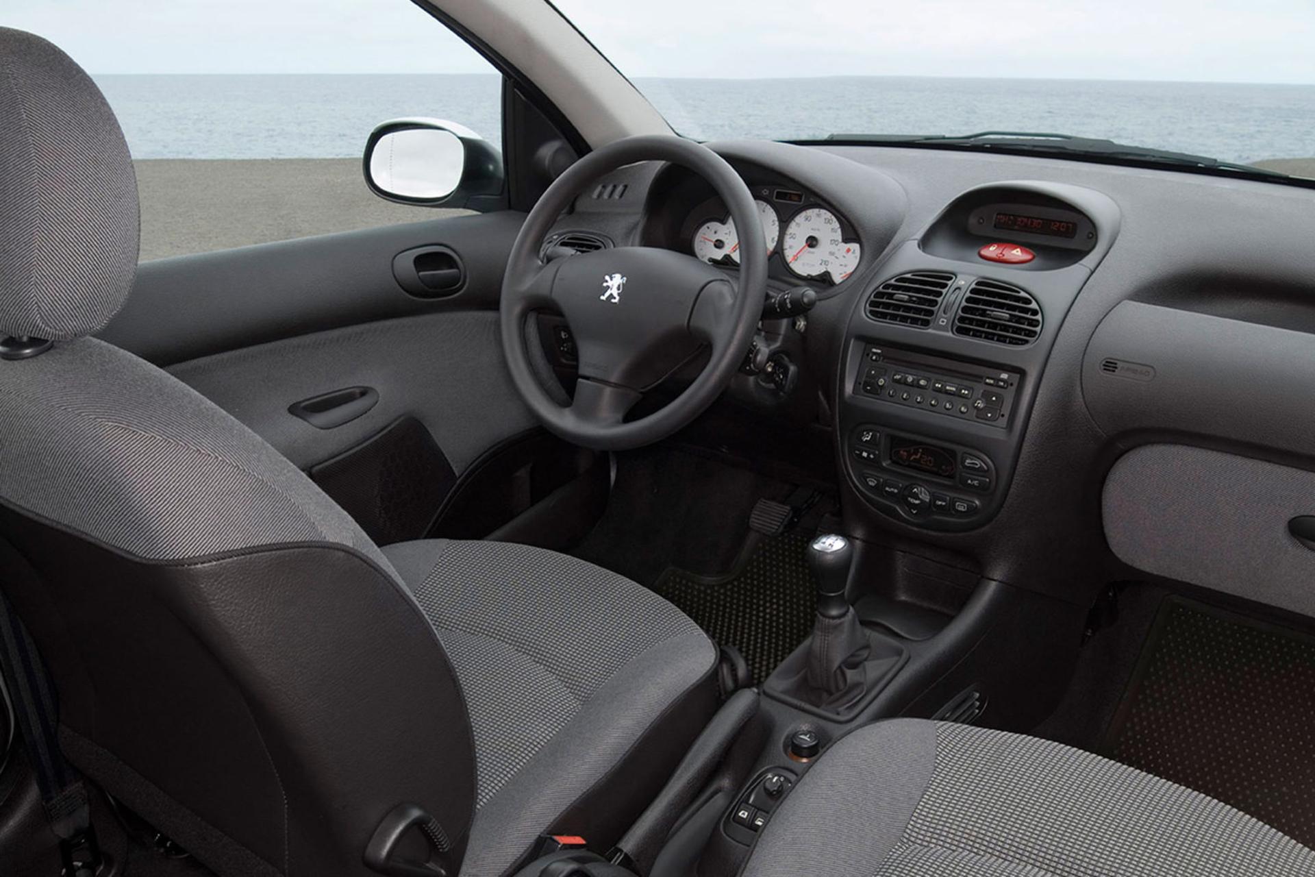 Peugeot 206 V8 SD / پژو ۲۰۱۶ صندوقدار