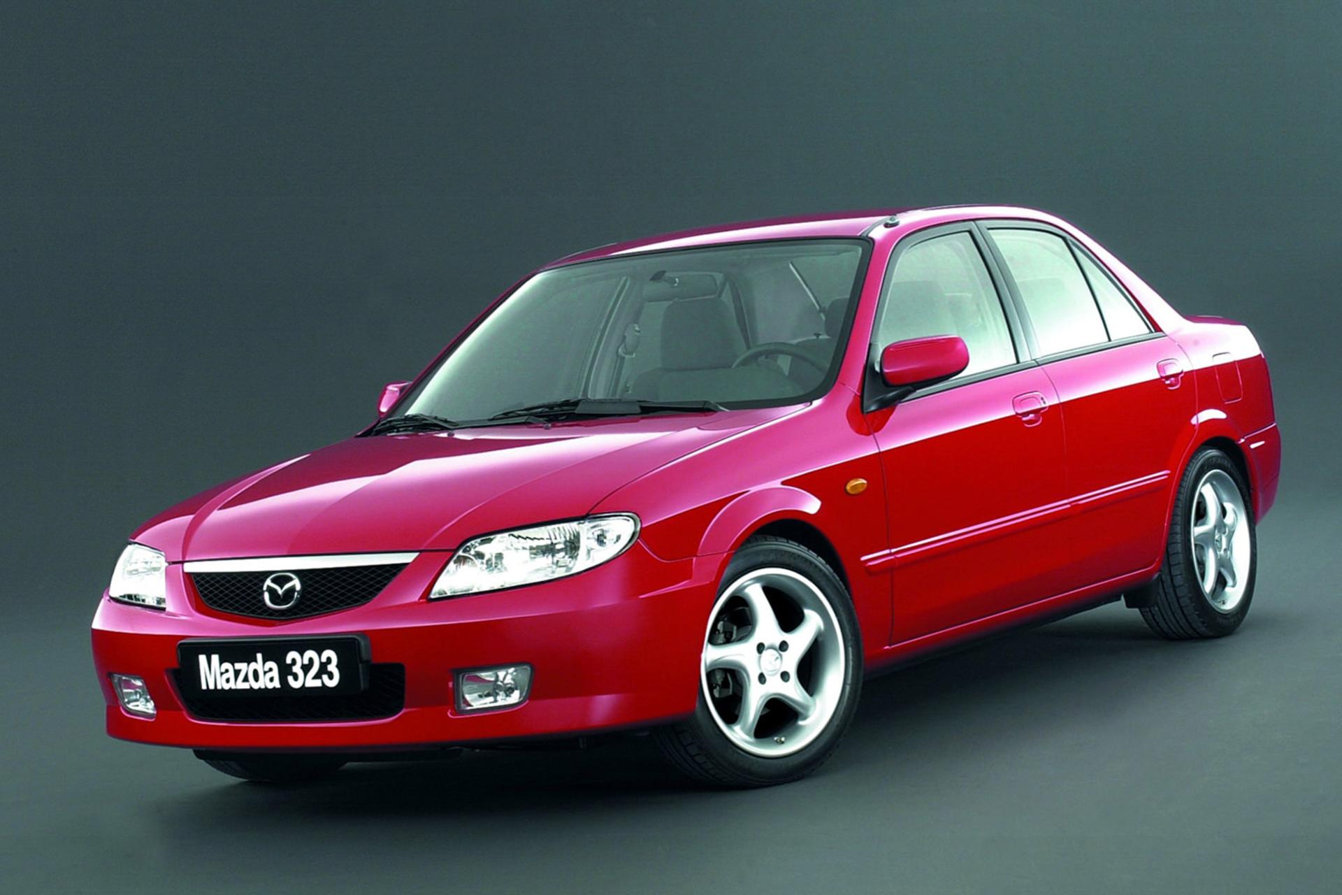 مزدا ۳۲۳ / Mazda 323 نمای جلو ۵
