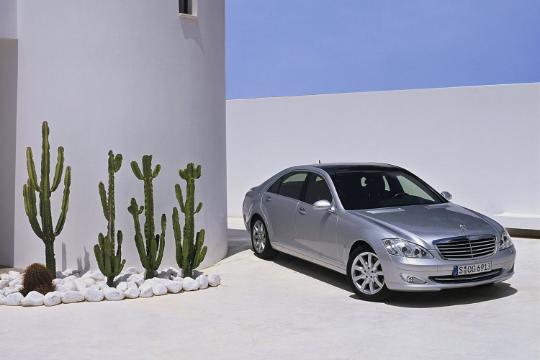 خودرو مرسدس بنز اس ۵۰۰ مدل ۲۰۰۶ / Mercedes Benz S500 2006 نمای جلو ۰۲
